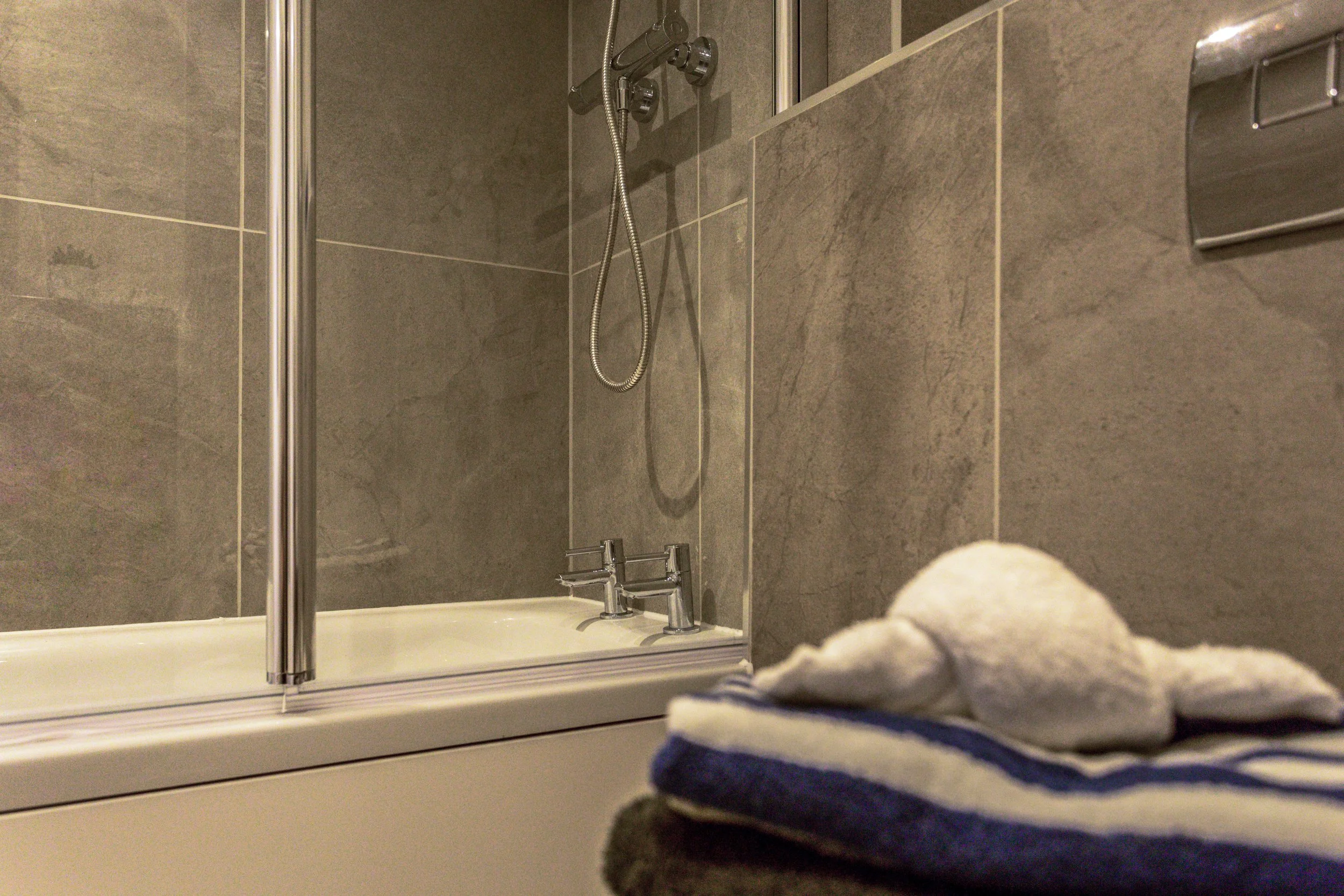 19b Southgate fpz261677 (40).jpg