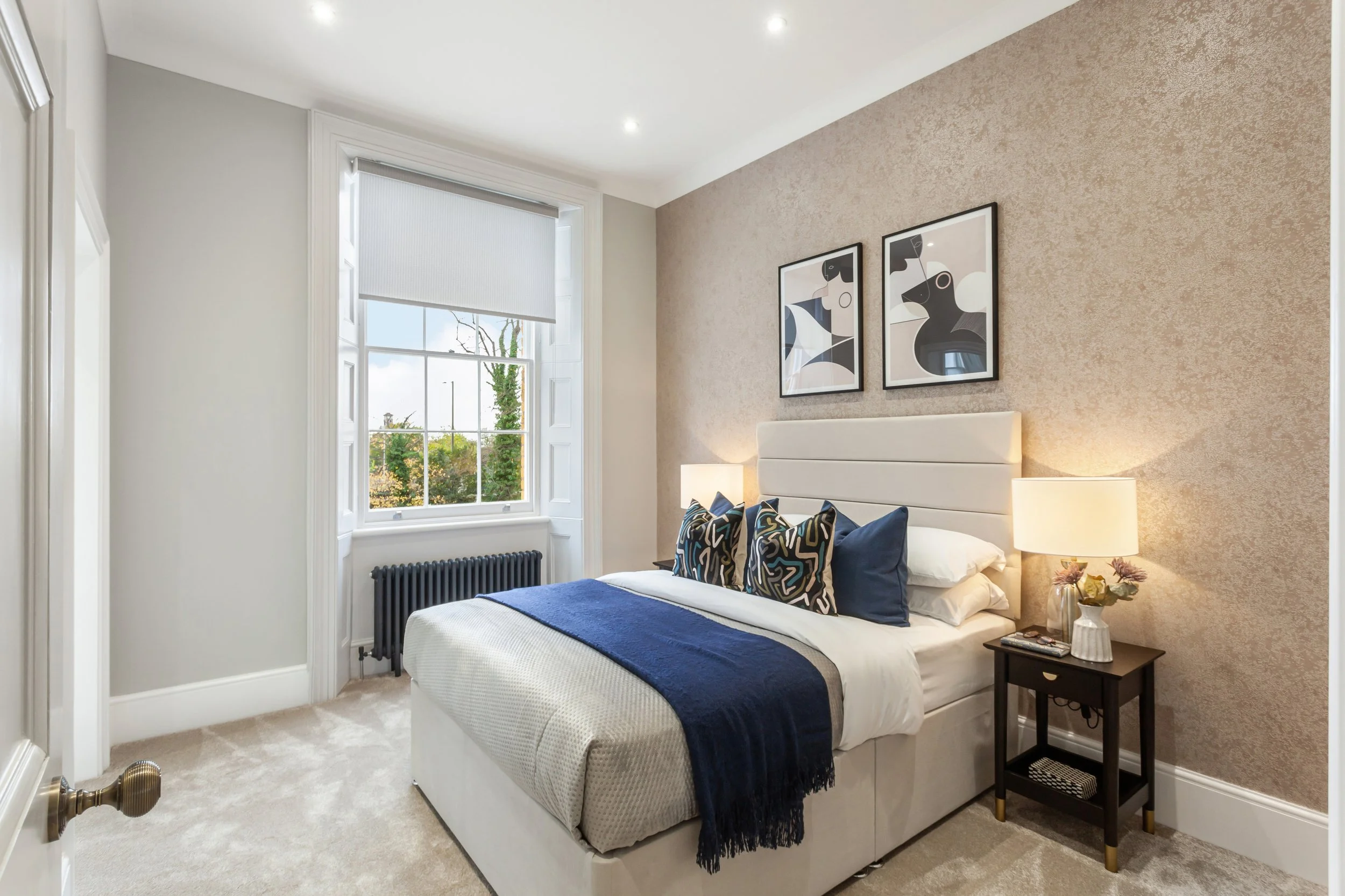 3110202213_JASP_11 Athos Close Carmelite Place_N2 0SE_017.jpg