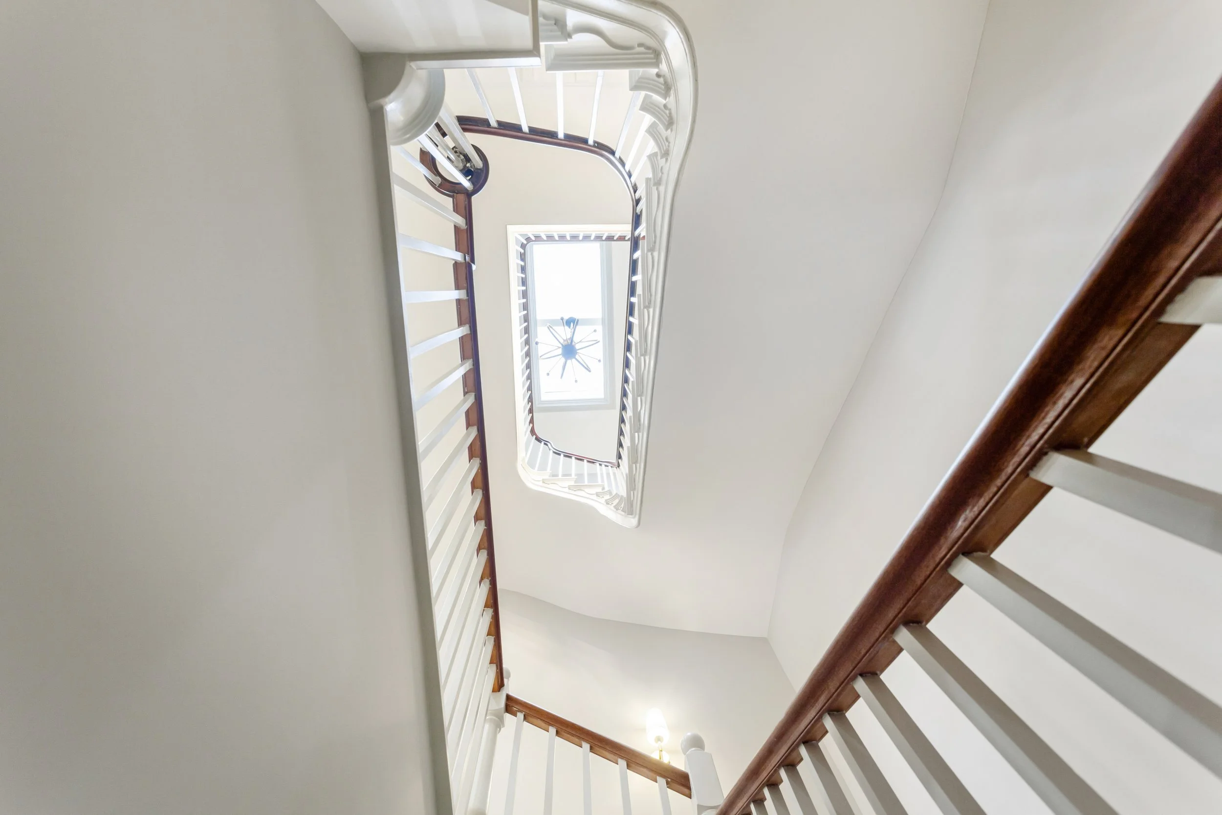 3110202213_JASP_11 Athos Close Carmelite Place_N2 0SE_011.jpg