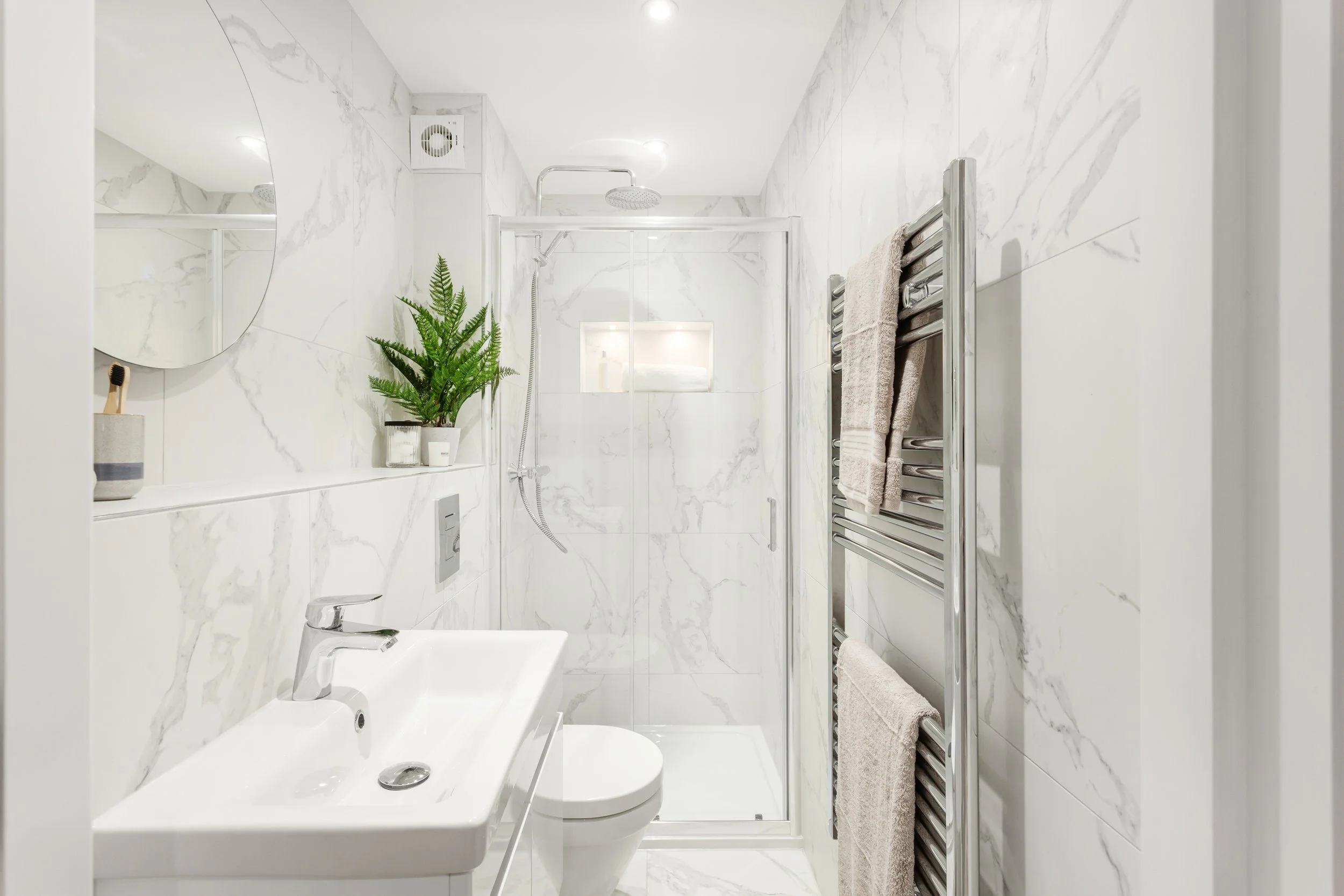 3110202213_JASP_11 Athos Close Carmelite Place_N2 0SE_012.jpg