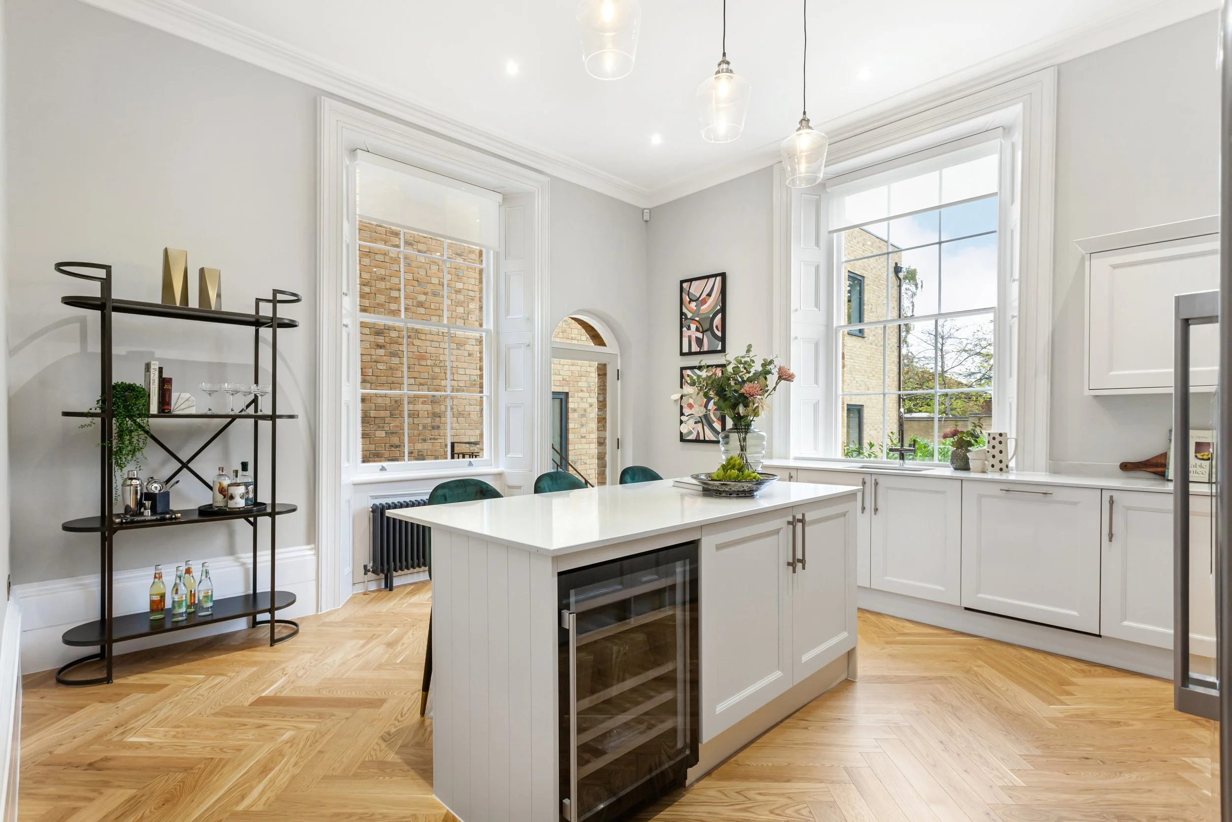 3110202213_JASP_11 Athos Close Carmelite Place_N2 0SE_007.jpg