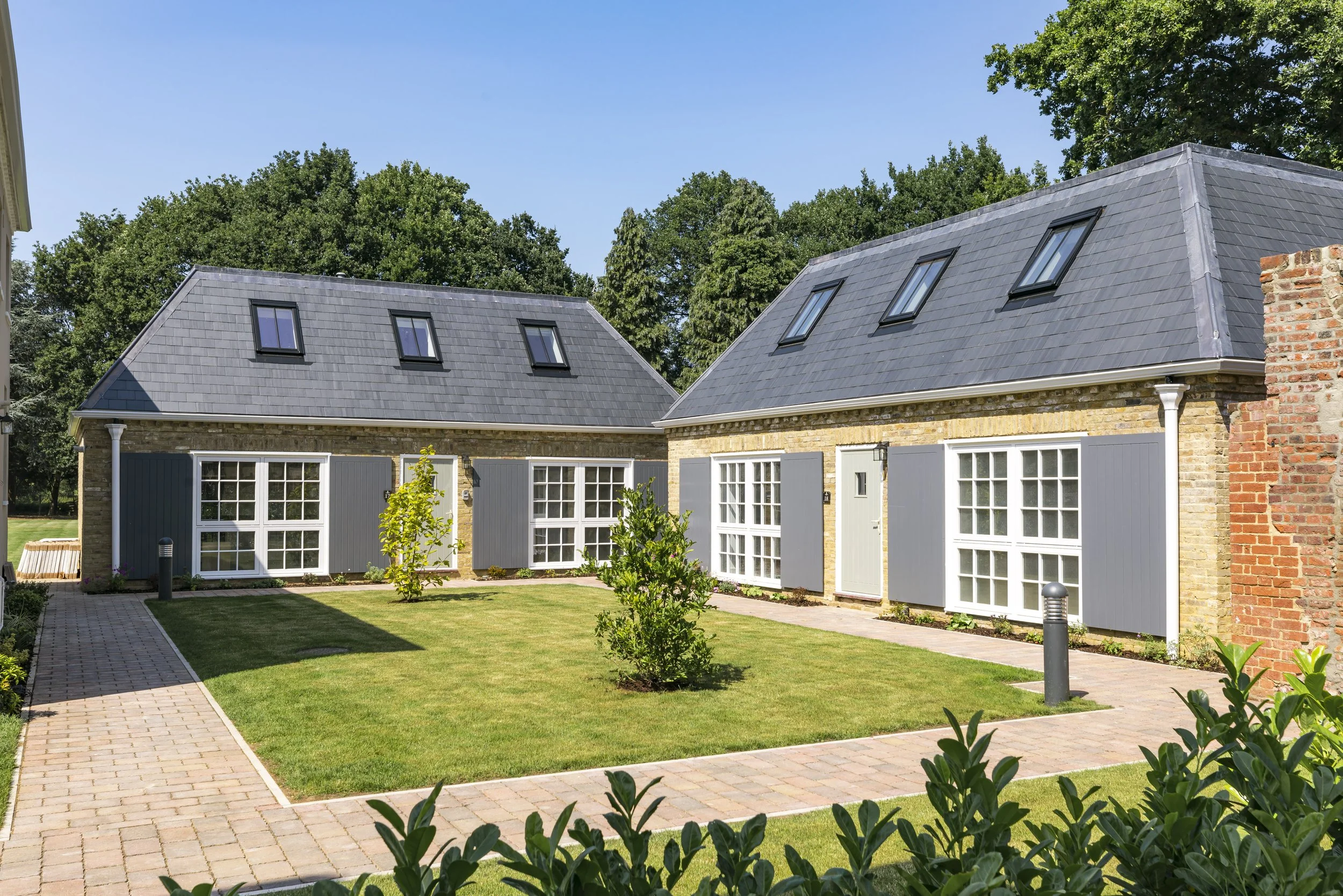 Luddington House Virginia Water TW20 9UZ-380.jpg