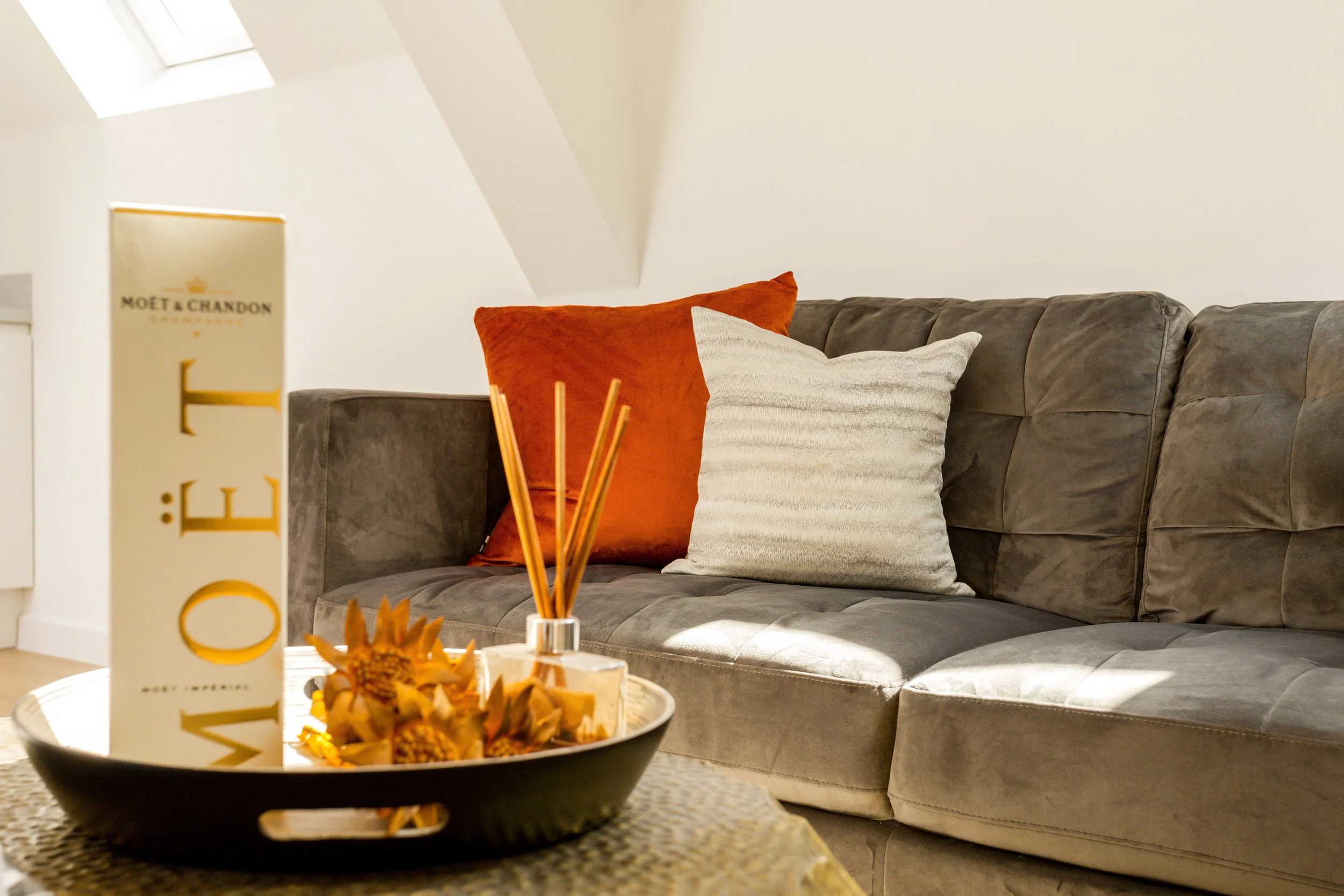 19 Southgate fpz261233 (12).jpg