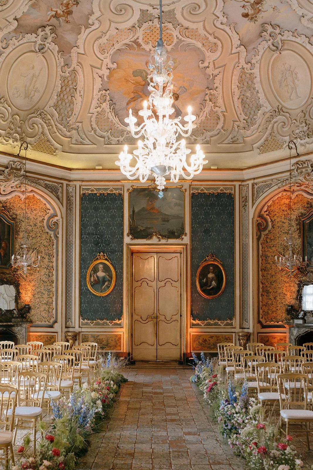 The backdrop of the ceremony was made by the incredible talented team of Blanc Aux Reveurs; a wedding designer from Northern Sicily that brought their vision to life.