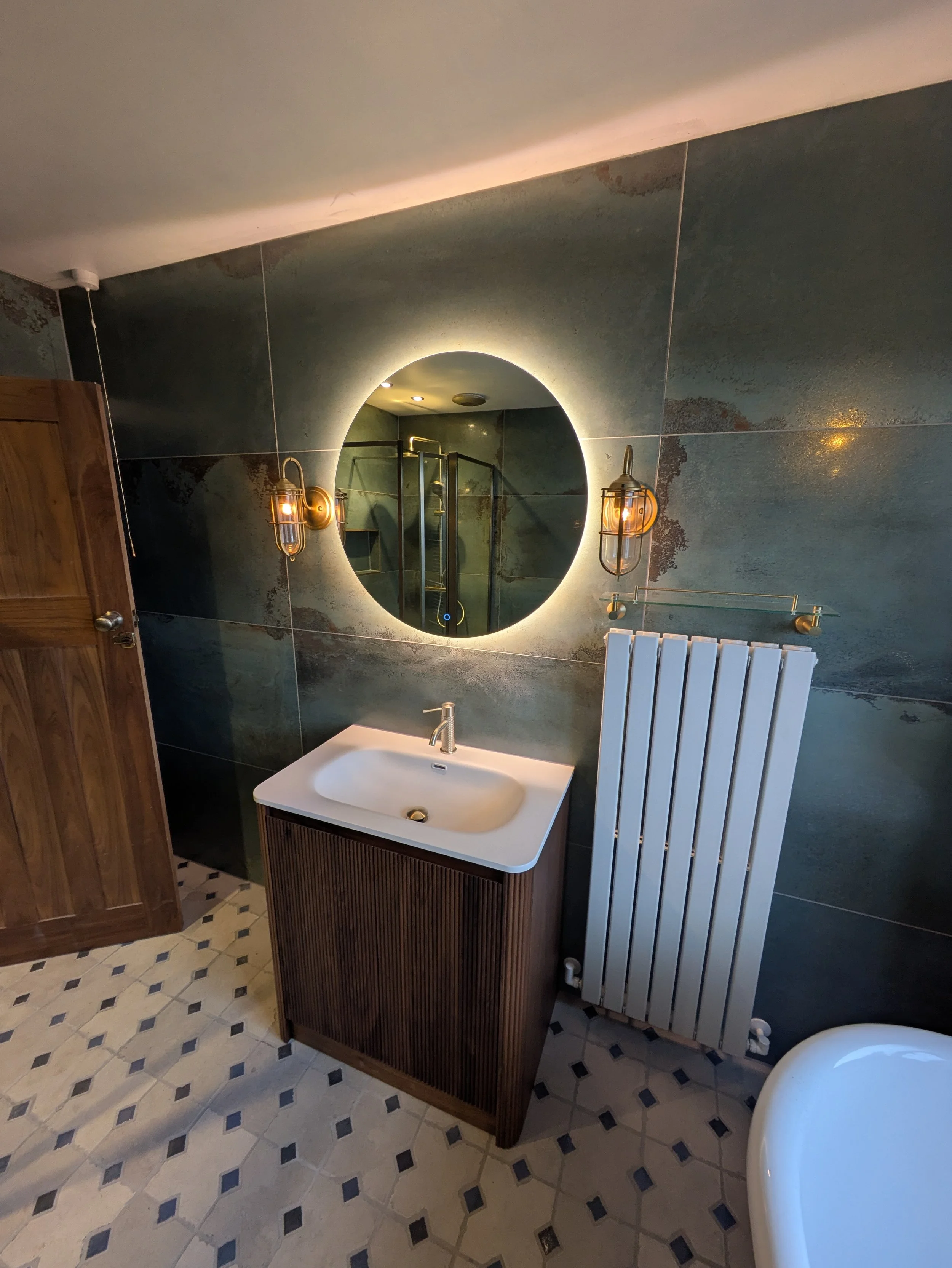 led mirror and bathroom wall lights