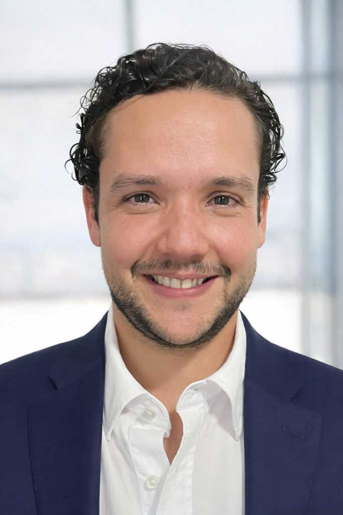 Gonzalo Pagés  |  Founding Partner: Director Investor Relations &amp; Investor Acquisition