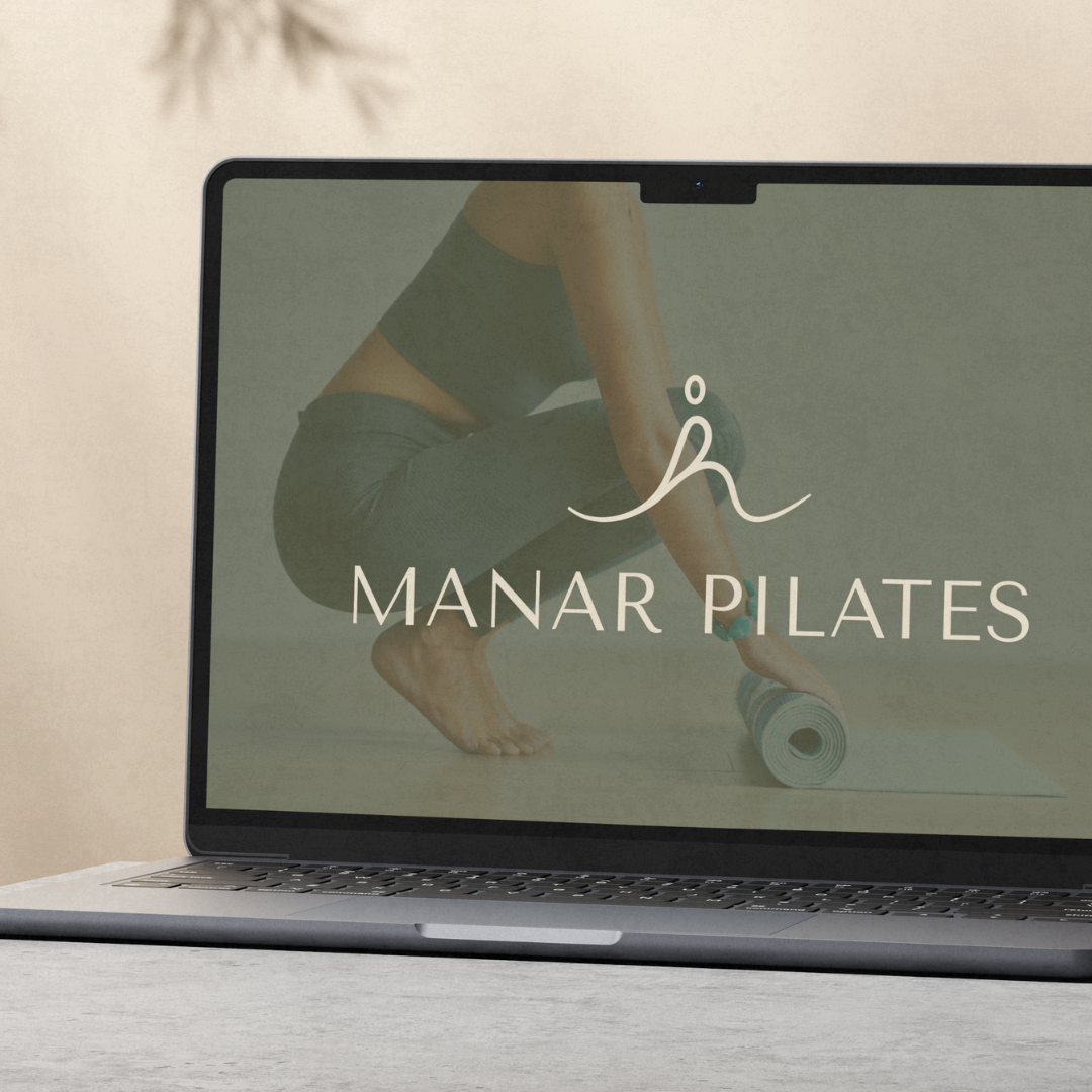 logotipo-manar-pilates-identidade-visual-studio.png.png