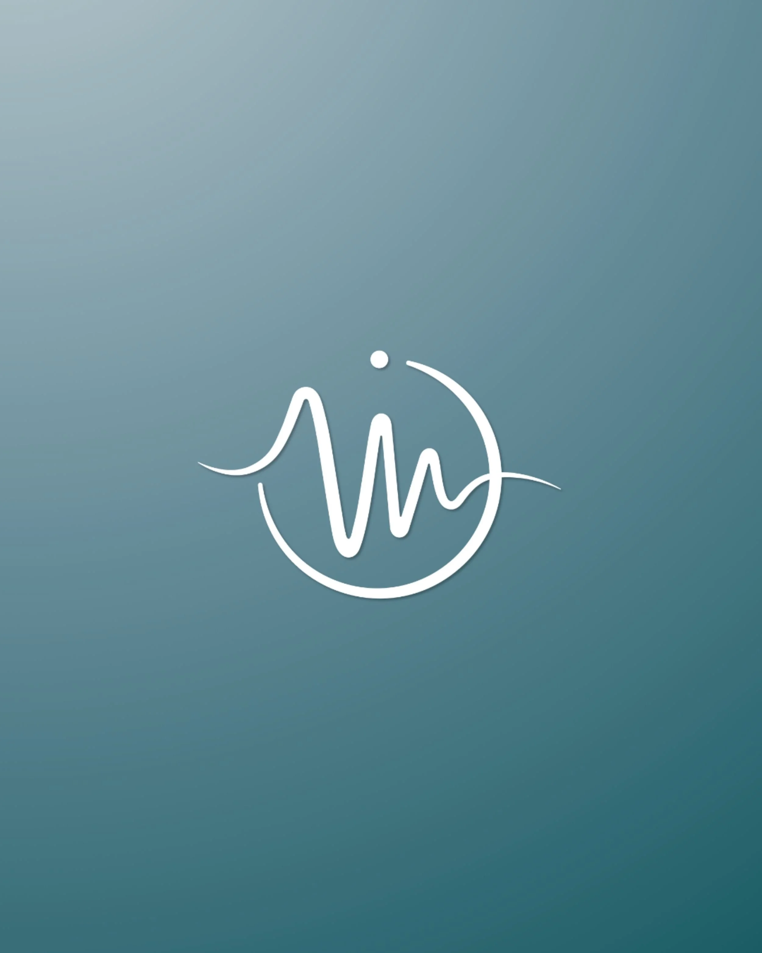Logotipo de clínica médica em Portugal com design moderno e minimalista. Símbolo de batimento cardíaco estilizado em linhas finas sobre fundo verde-escuro, transmitindo saúde, tecnologia médica e cuidado humanizado.