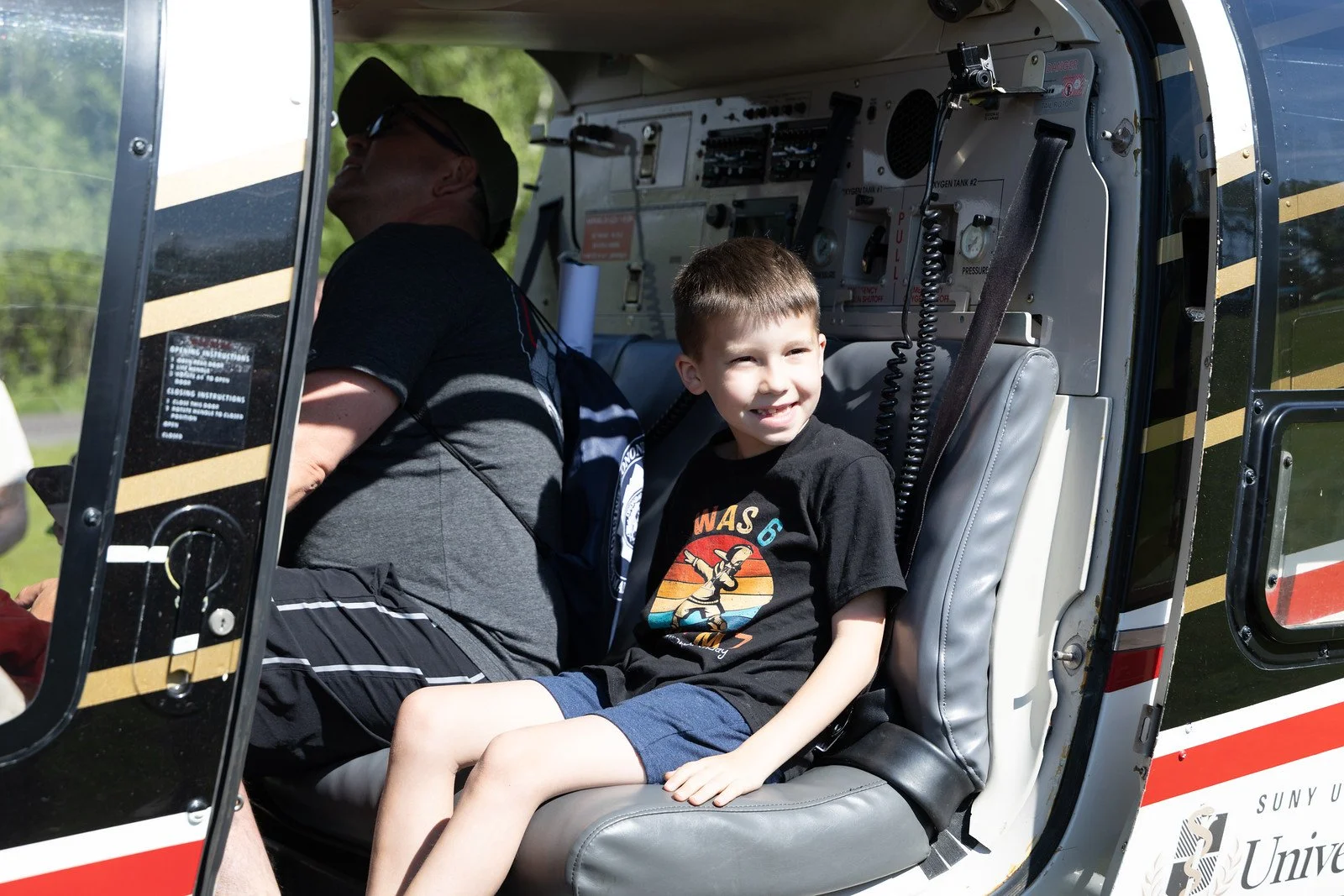 kid in air1.jpg