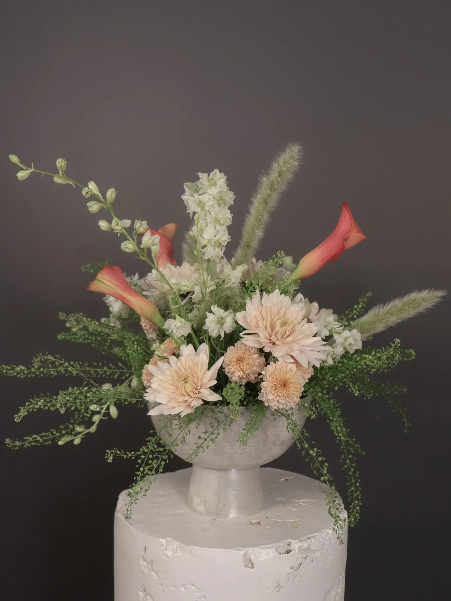 A thoughtful gesture, designed with intention
for a very special birthday.

Created as a gift for MC Sweet at Lotus House of Yoga,
with warm orange tones layered in to echo the space so beautifully.

Designed to move, to breathe, to live effortlessly