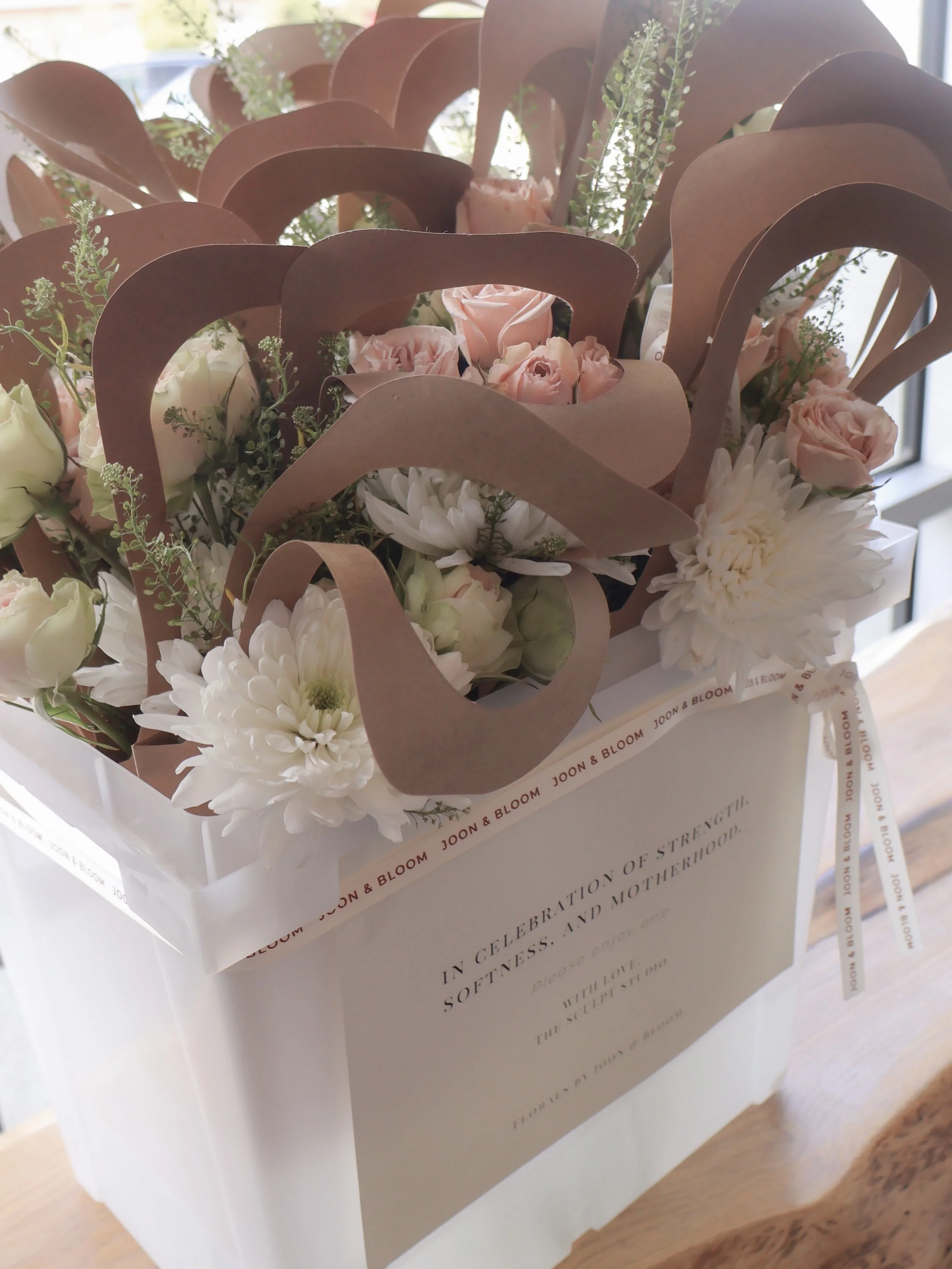 The strongest women are often the ones who remember to make space for themselves.

For Mother&rsquo;s Day, @the.sculpt.studio chose to recognize that.

Not just with flowers, but with a reminder:
that strength and softness can exist in the same woman