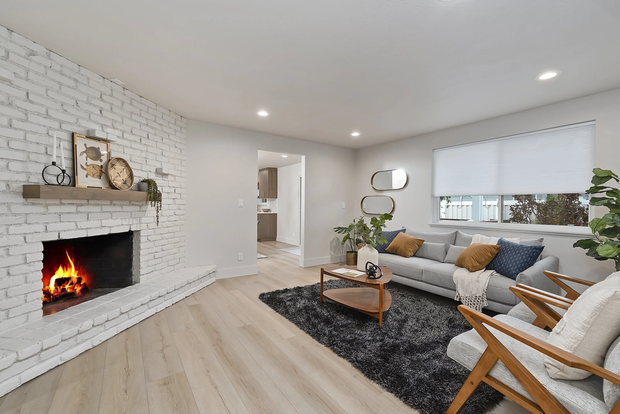 Beautiful Living room with a white fireplace