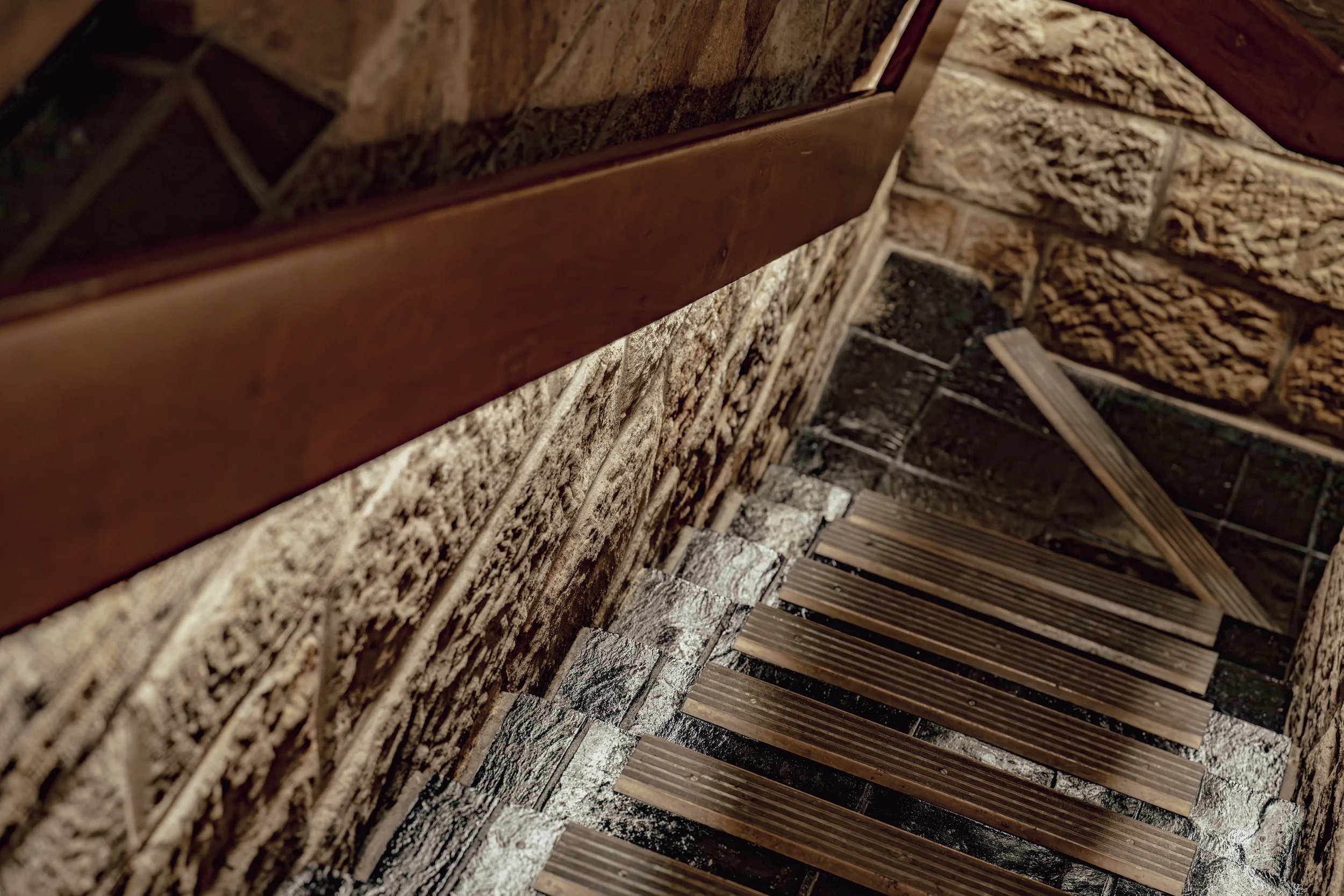 darling-glebe-staircase-to-cellar-davidli-202510.jpg.webp