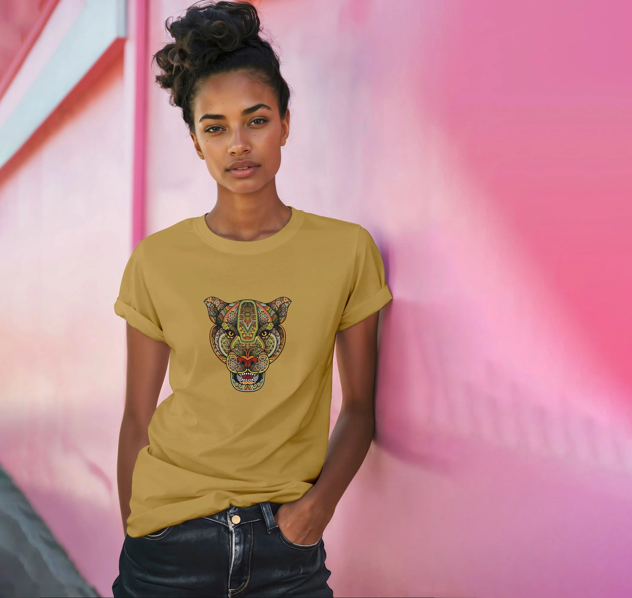 Tshirt-Jaguar-Antique Gold.jpg