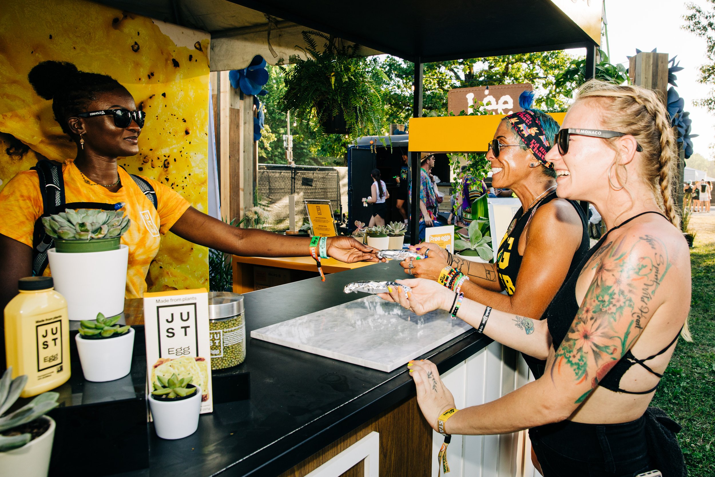 JUST EGG BONNAROO THUR  BY AZUREE WIITALA-0199.jpg