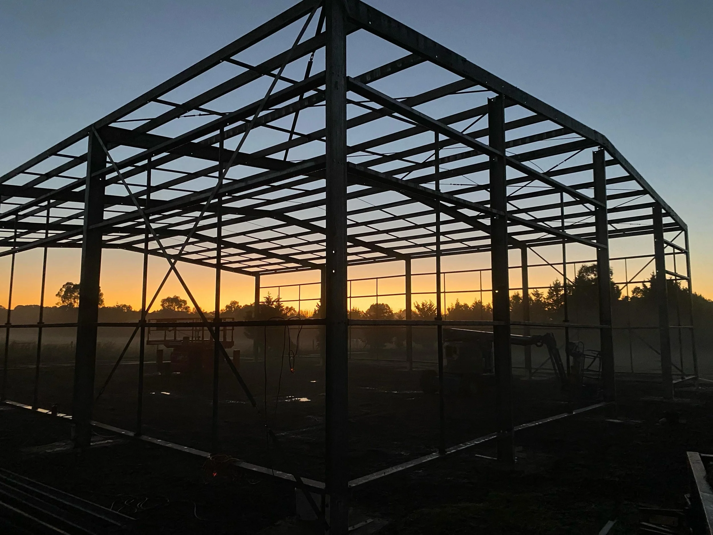 Early mornings, beautiful sunrises and steady progress 🌅 🏗️ 

#construction #earlymornings #commercial #residential