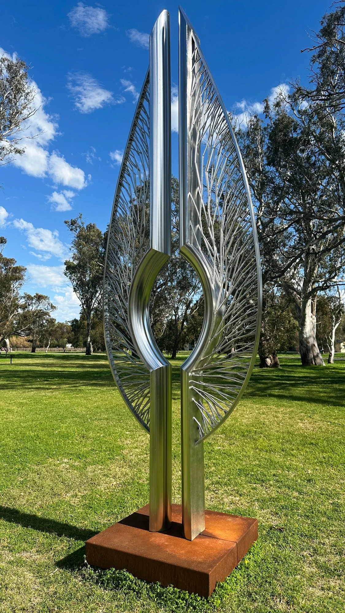 Grosset Wines Sculpture