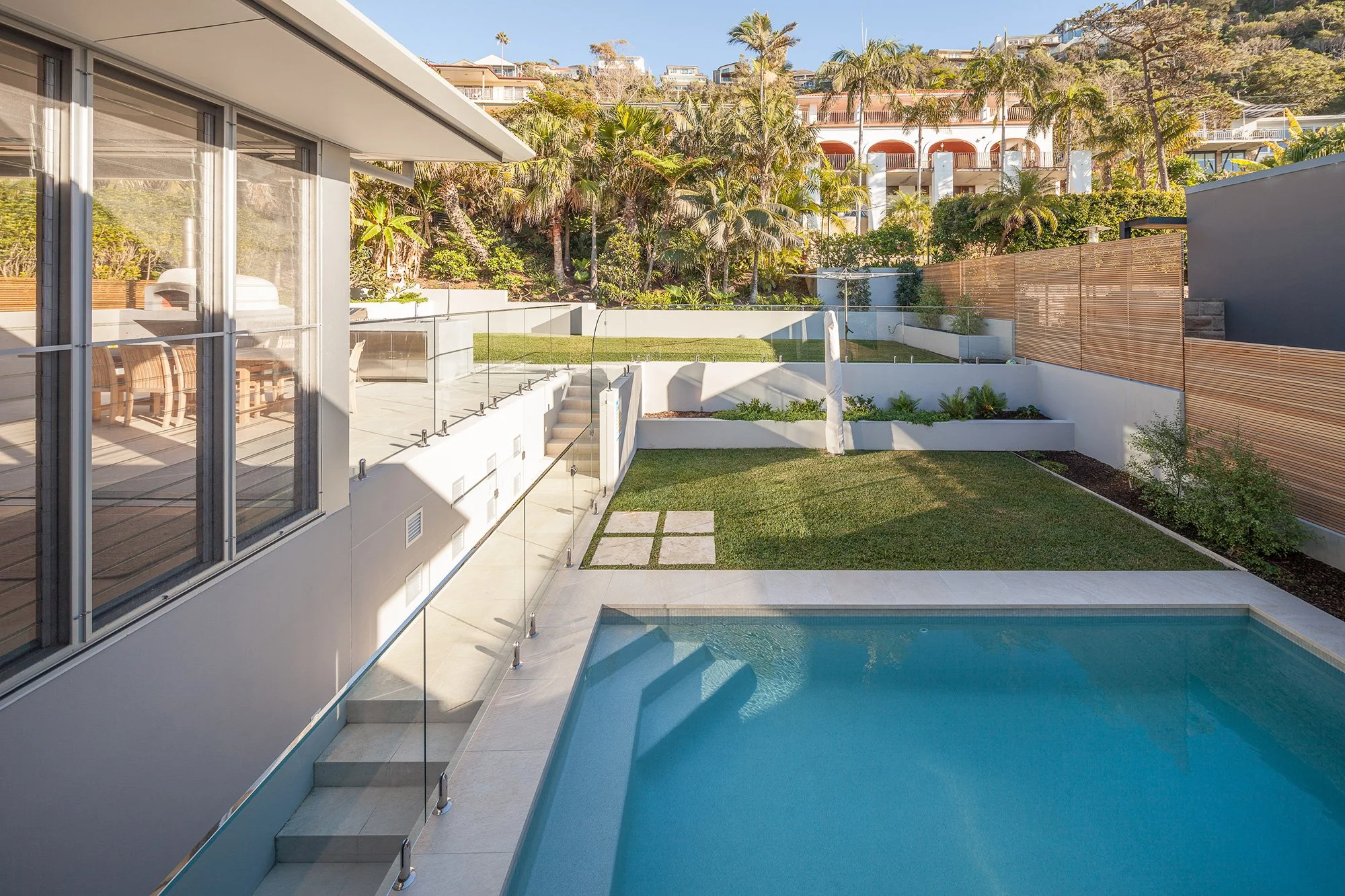 Horizon - Whale Beach