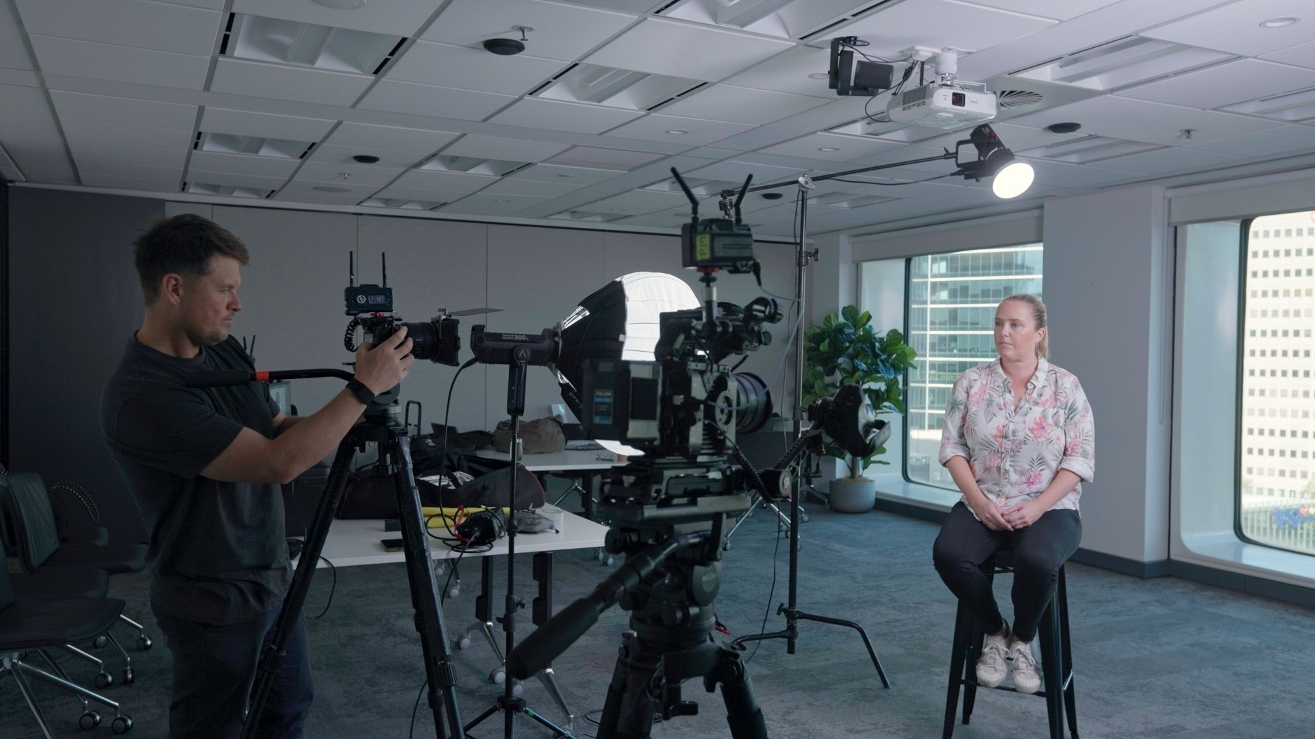 Still 2025-12-04 113857_1.1.1.jpg