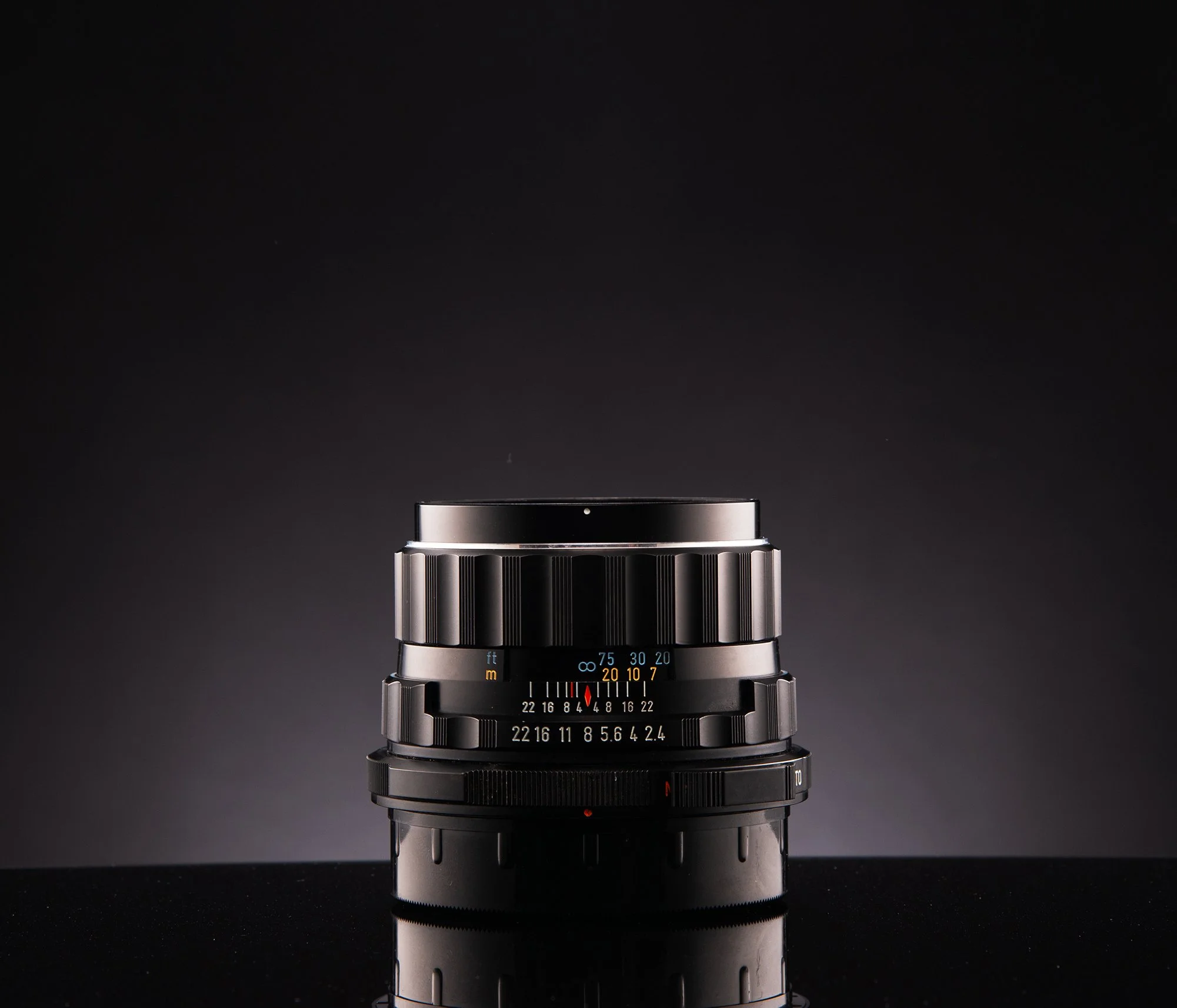 SMC_TAKUMAR_6X7_105mm_F2.4_A01.jpg