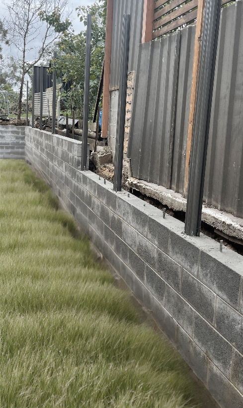 RETAINING WALL.png