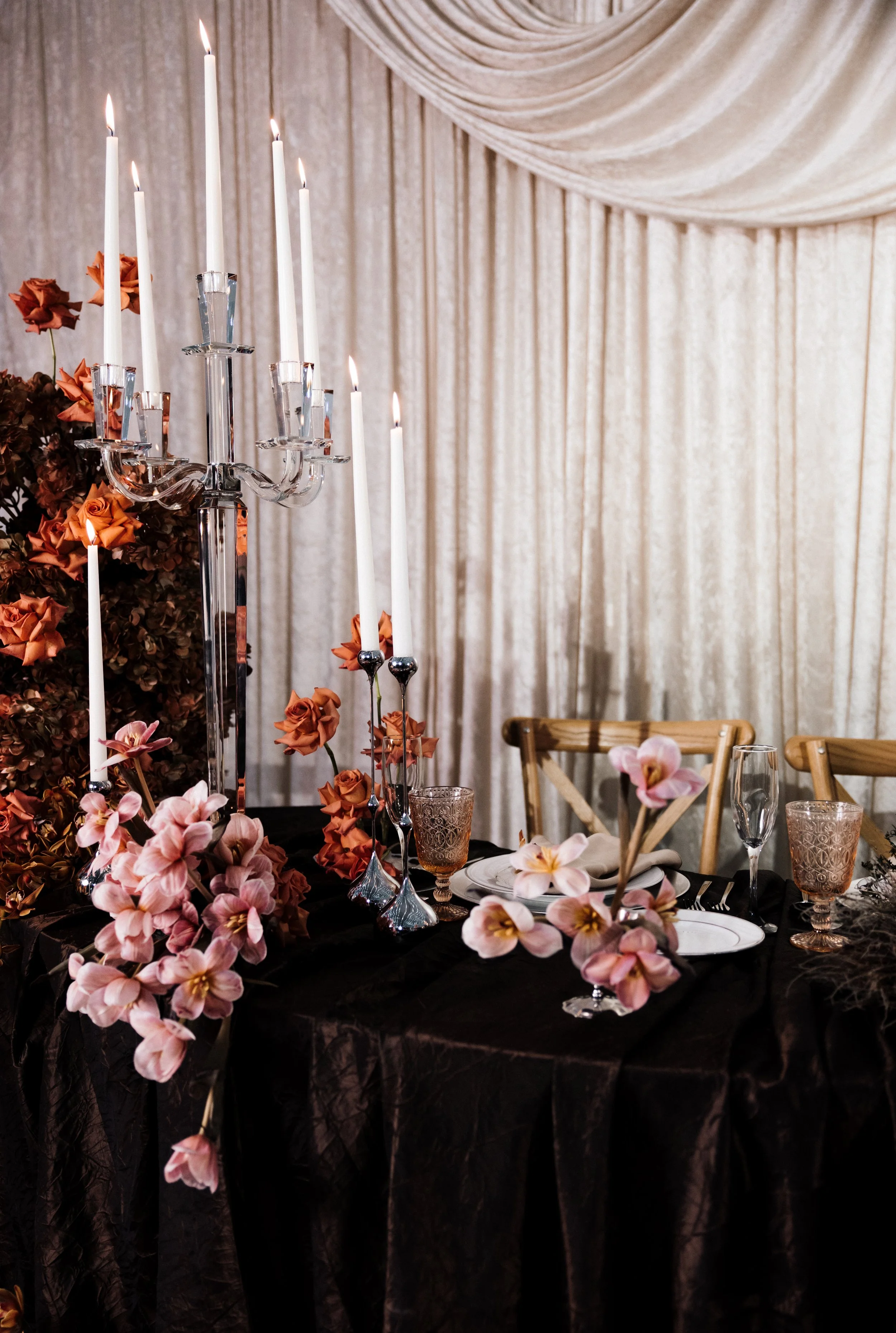 InFramesPhotography-SophiaandChad-EditorialUtahWedding-TheVantageatOlympus-SaltLakeCity,UT-2811.jpg
