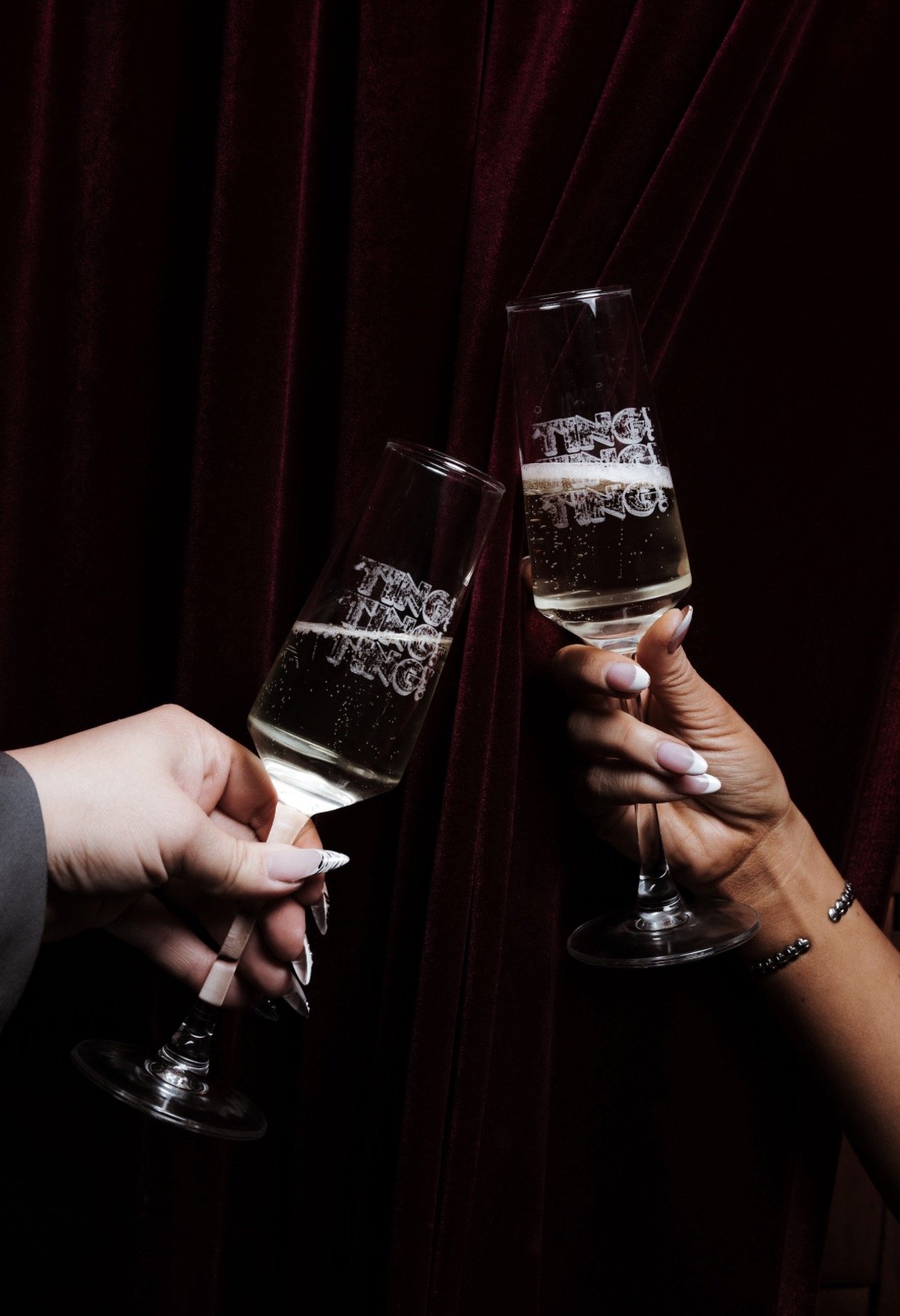 EVENT FAVORS CUSTOM  ETCHED CHAMPAGNE FLUTES FOR GIFTS PARK CITY