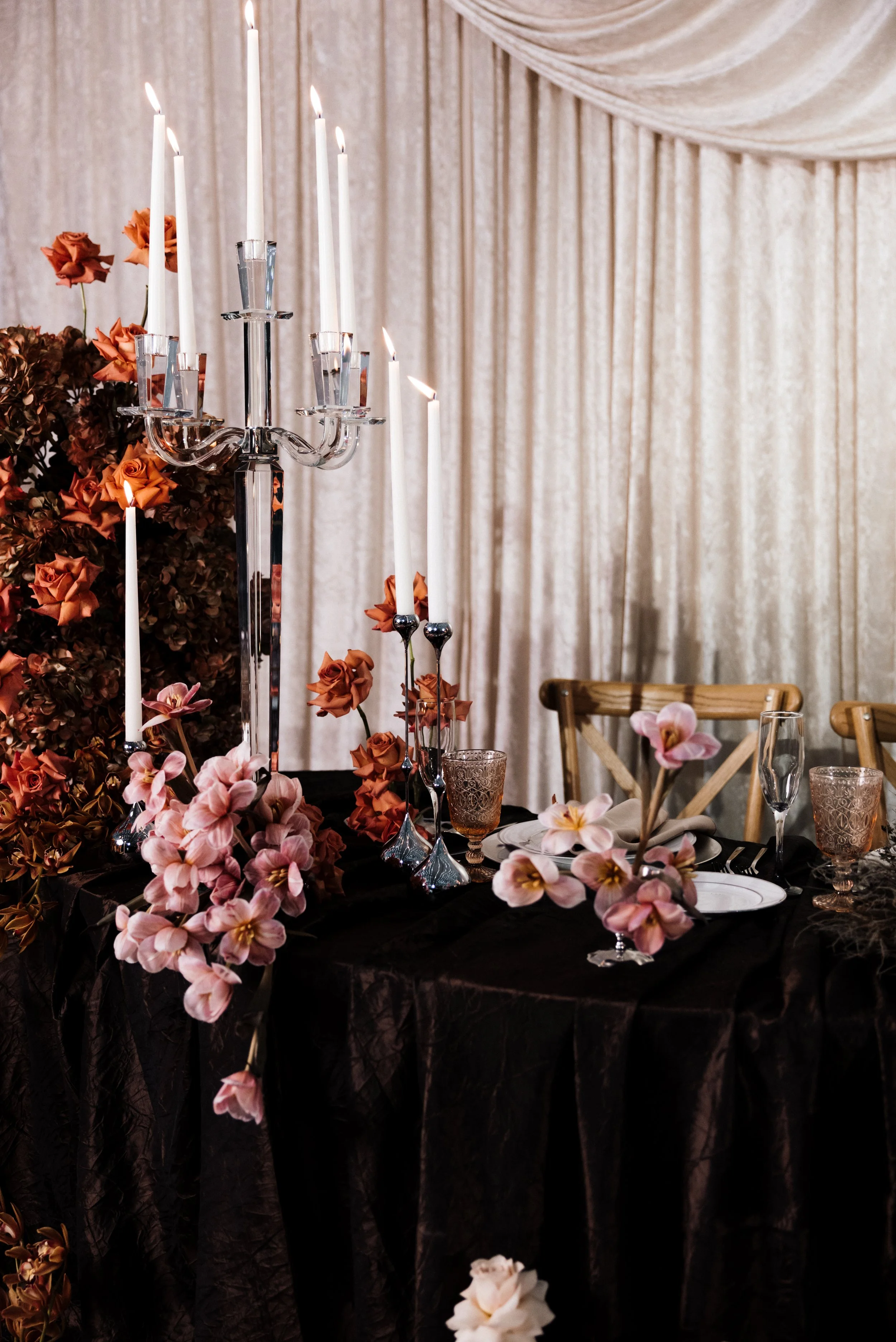 InFramesPhotography-SophiaandChad-EditorialUtahWedding-TheVantageatOlympus-SaltLakeCity,UT-2804.jpg