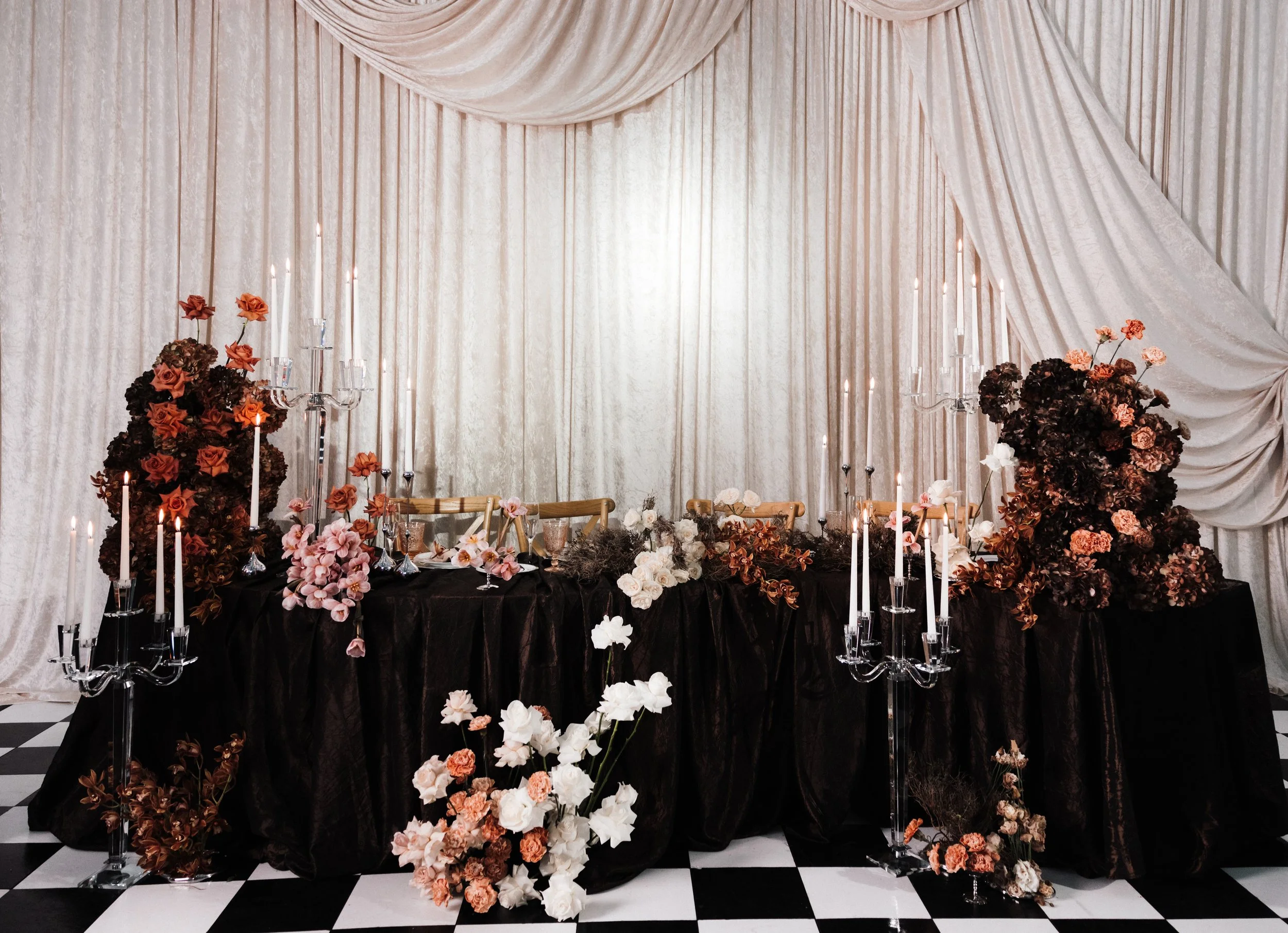 InFramesPhotography-SophiaandChad-EditorialUtahWedding-TheVantageatOlympus-SaltLakeCity,UT-2848.jpg