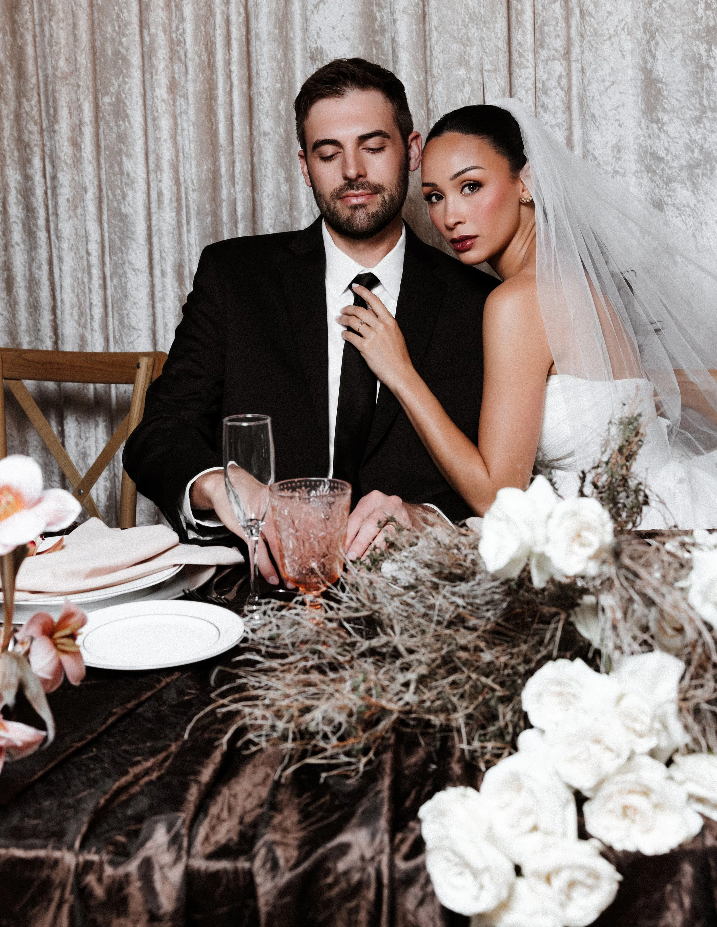 InFramesPhotography-SophiaandChad-EditorialUtahWedding-TheVantageatOlympus-SaltLakeCity,UT-3005.jpg