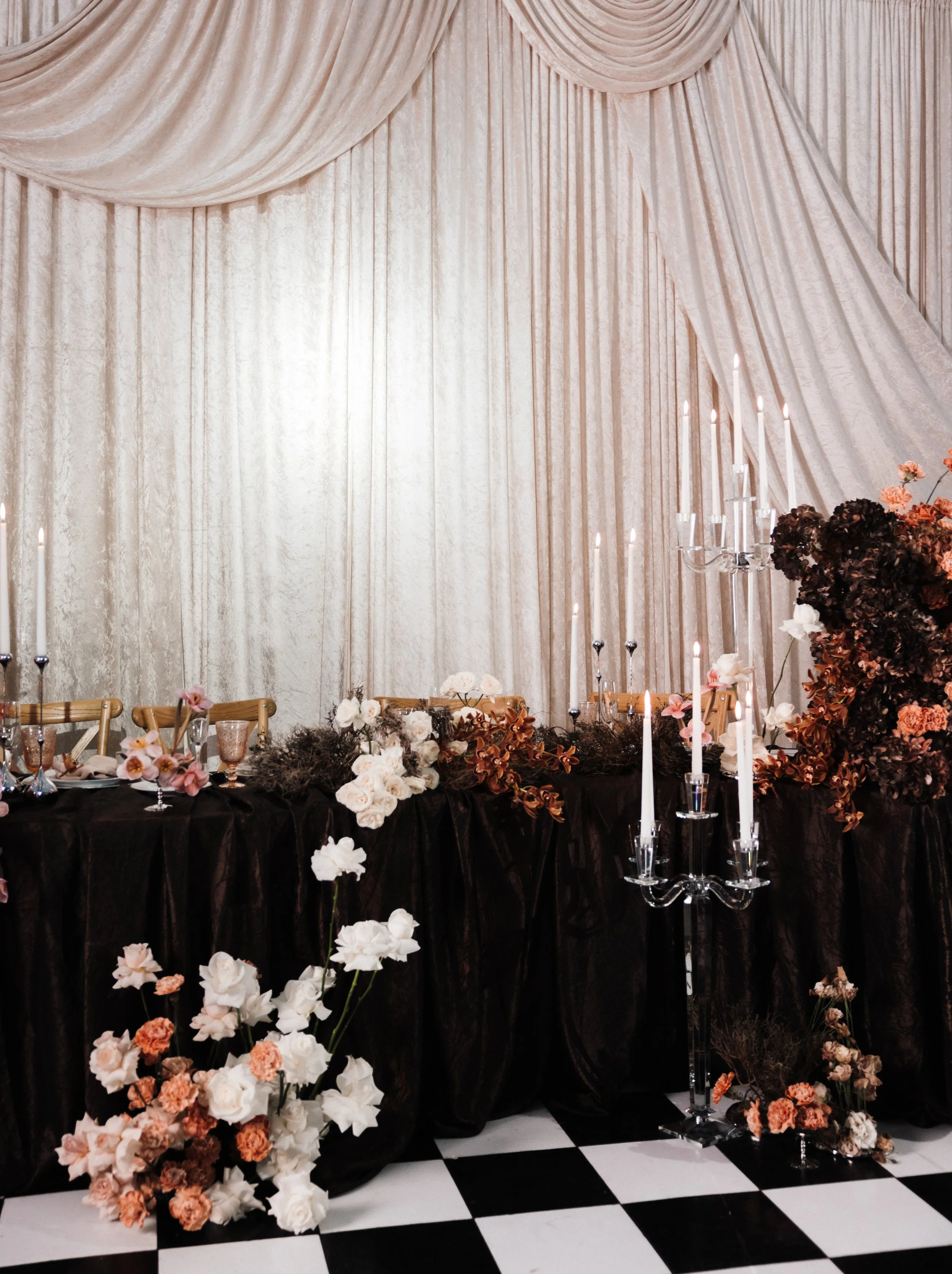 InFramesPhotography-SophiaandChad-EditorialUtahWedding-TheVantageatOlympus-SaltLakeCity,UT-2845.jpg