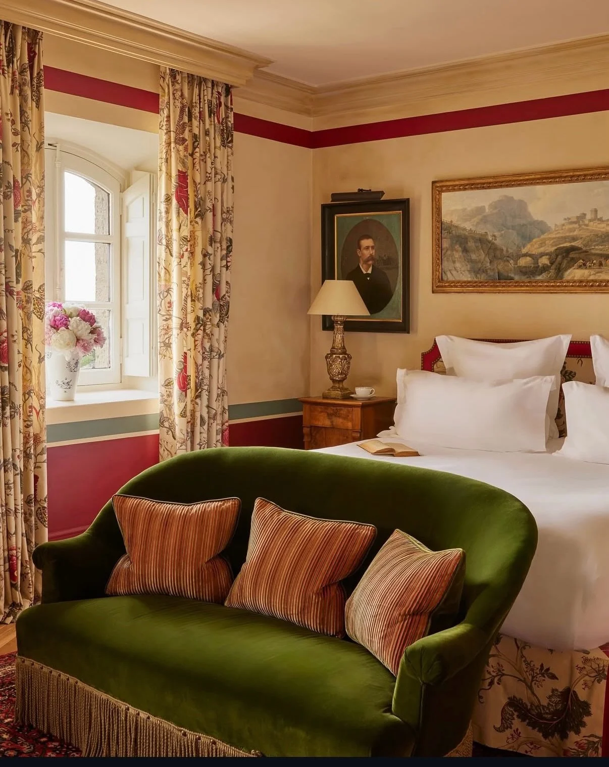 Just Booked: Airelles Gordes, La Bastide

With multiple restaurants, several pools, a full lineup of curated experiences, and a spa worth planning your day around, there&rsquo;s truly no reason to leave the property. Provence at its most polished✨