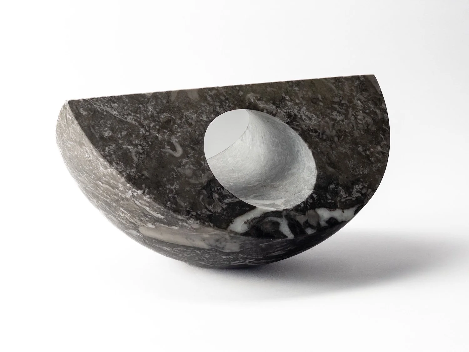 Blackwood-oval-limestone-2023-01.jpg
