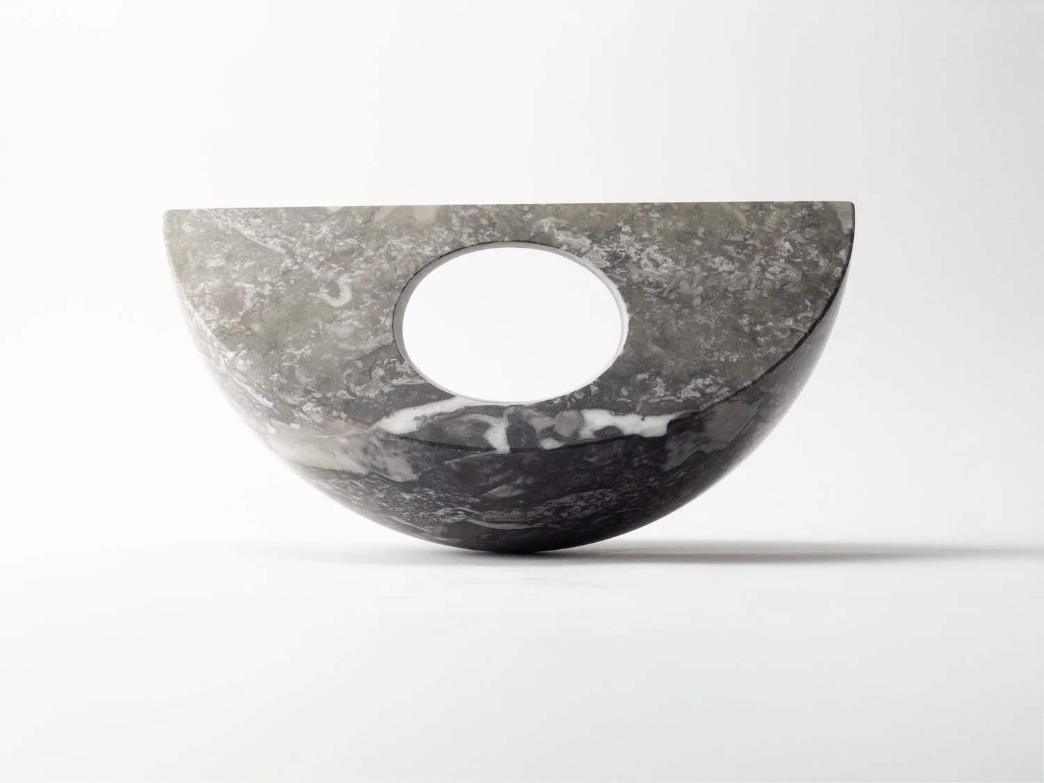 Blackwood-oval-limestone-2023-02.jpg
