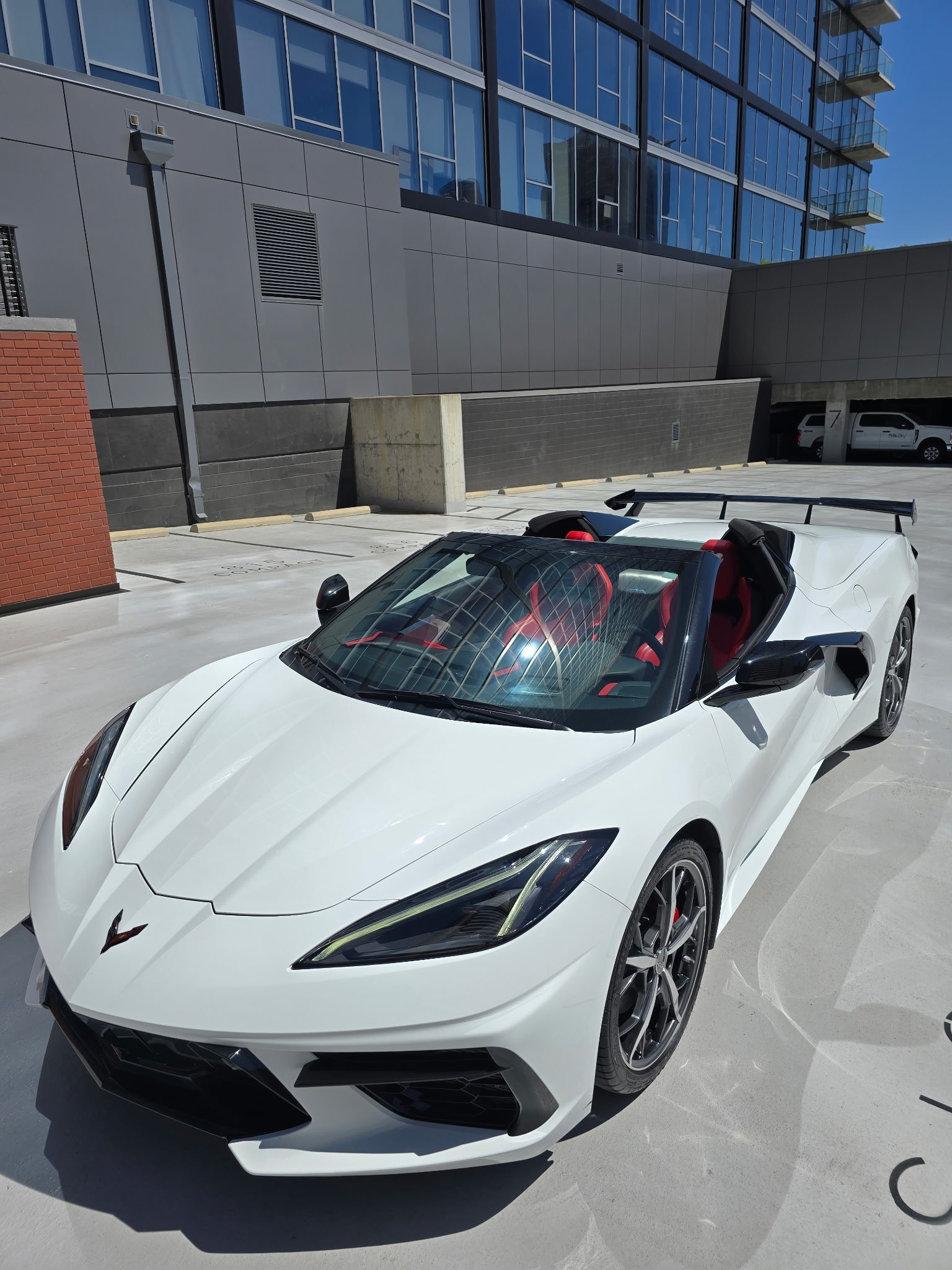 WHITE C8 CORVETTE