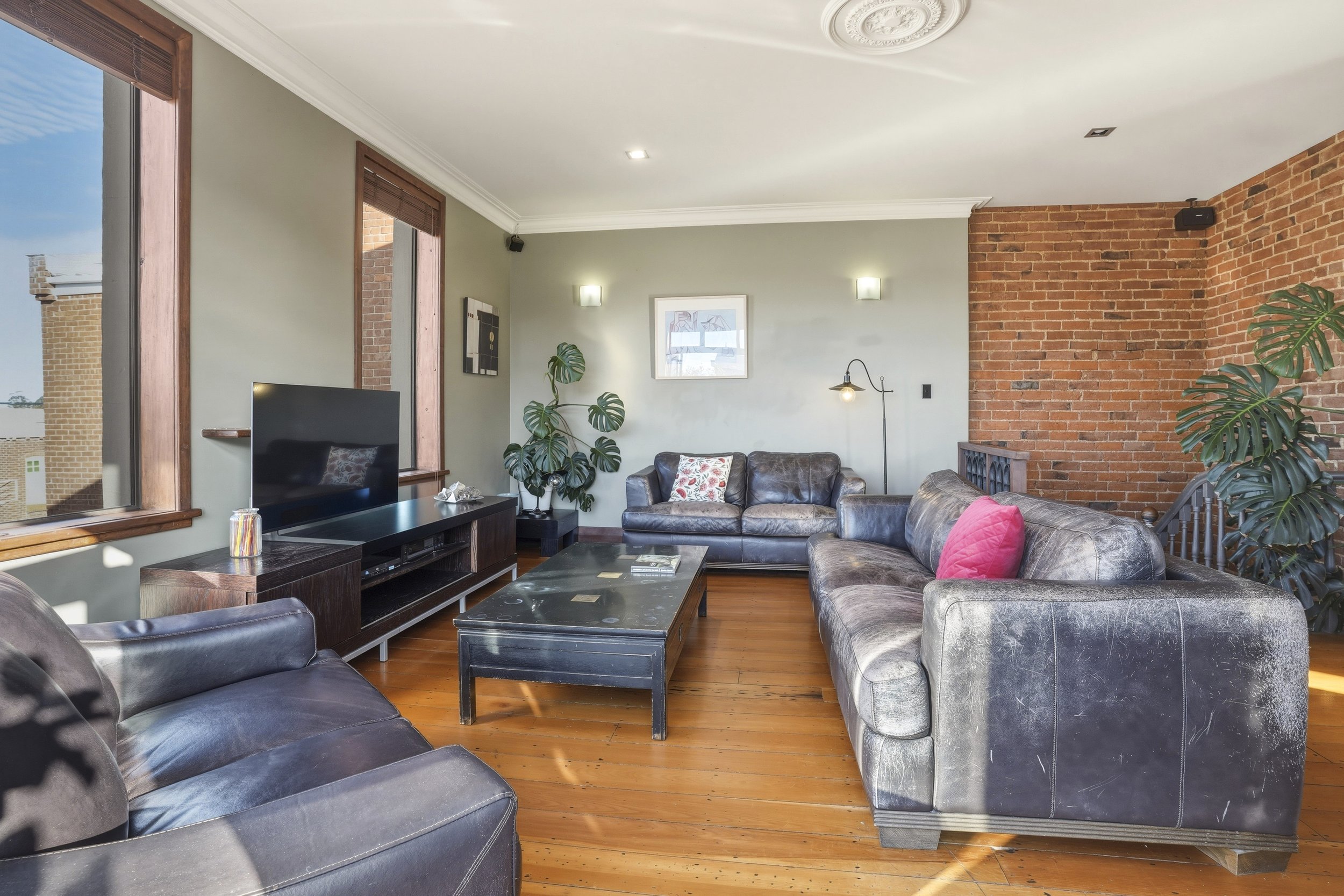 65 Stafford St-1.jpg