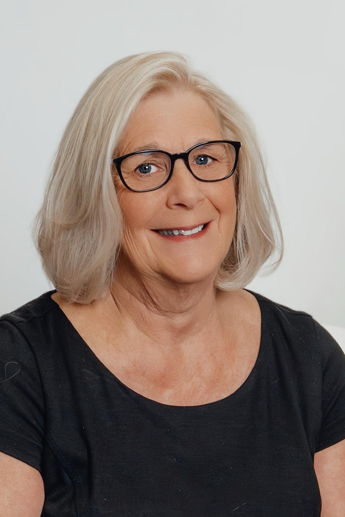 Jo-Ellen Redmond Realtor Nantucket Island 