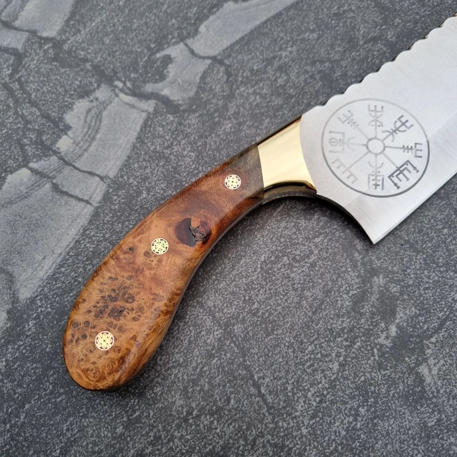 burl knife handle.jpg