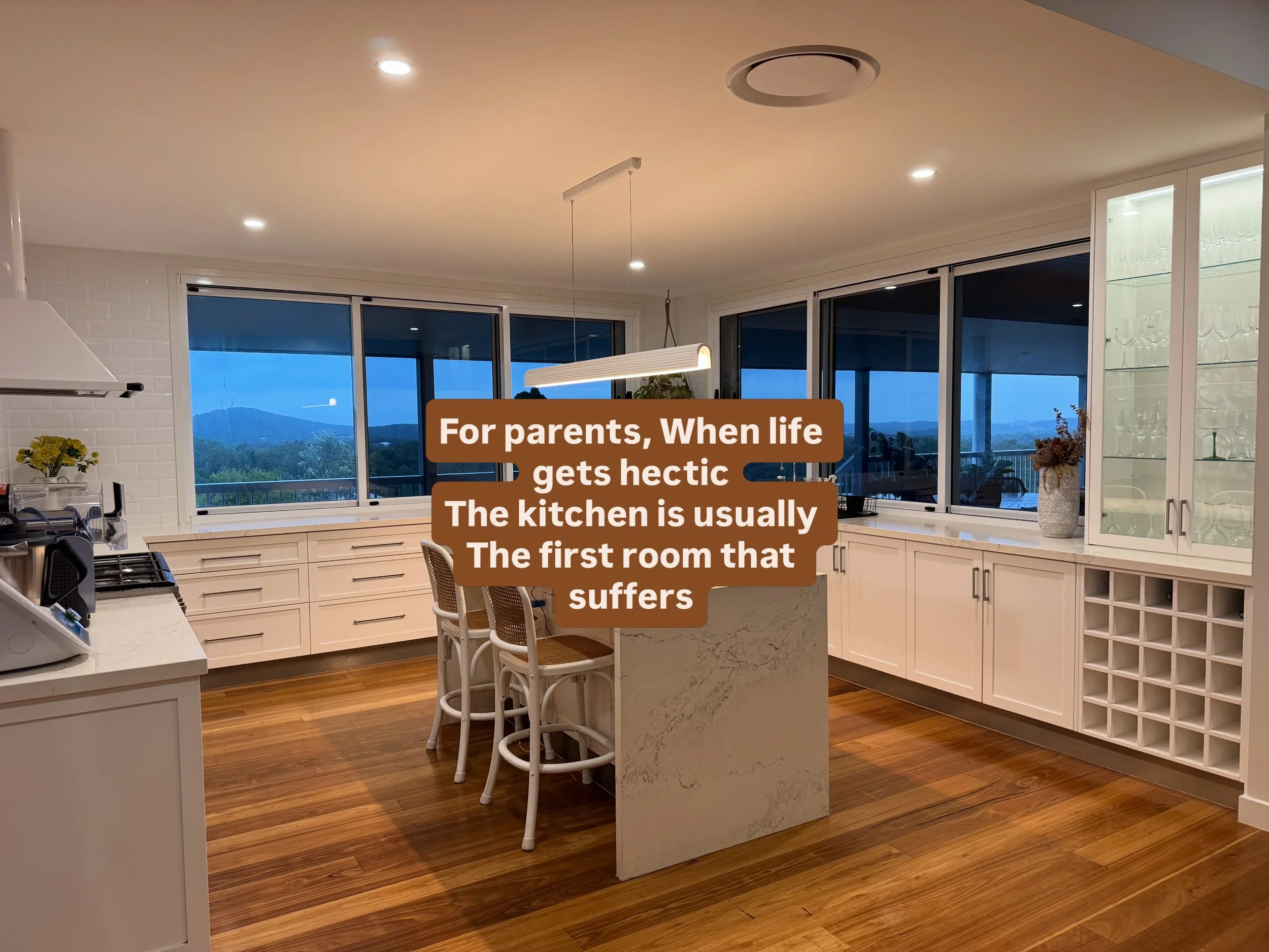 Three kids, endless sport runs, a full-time job and a business to manage&hellip; this mama was running on empty.

The kitchen had become overwhelming! cluttered cupboards, chaotic drawers and surfaces that never seemed to stay clear.

So we stepped i