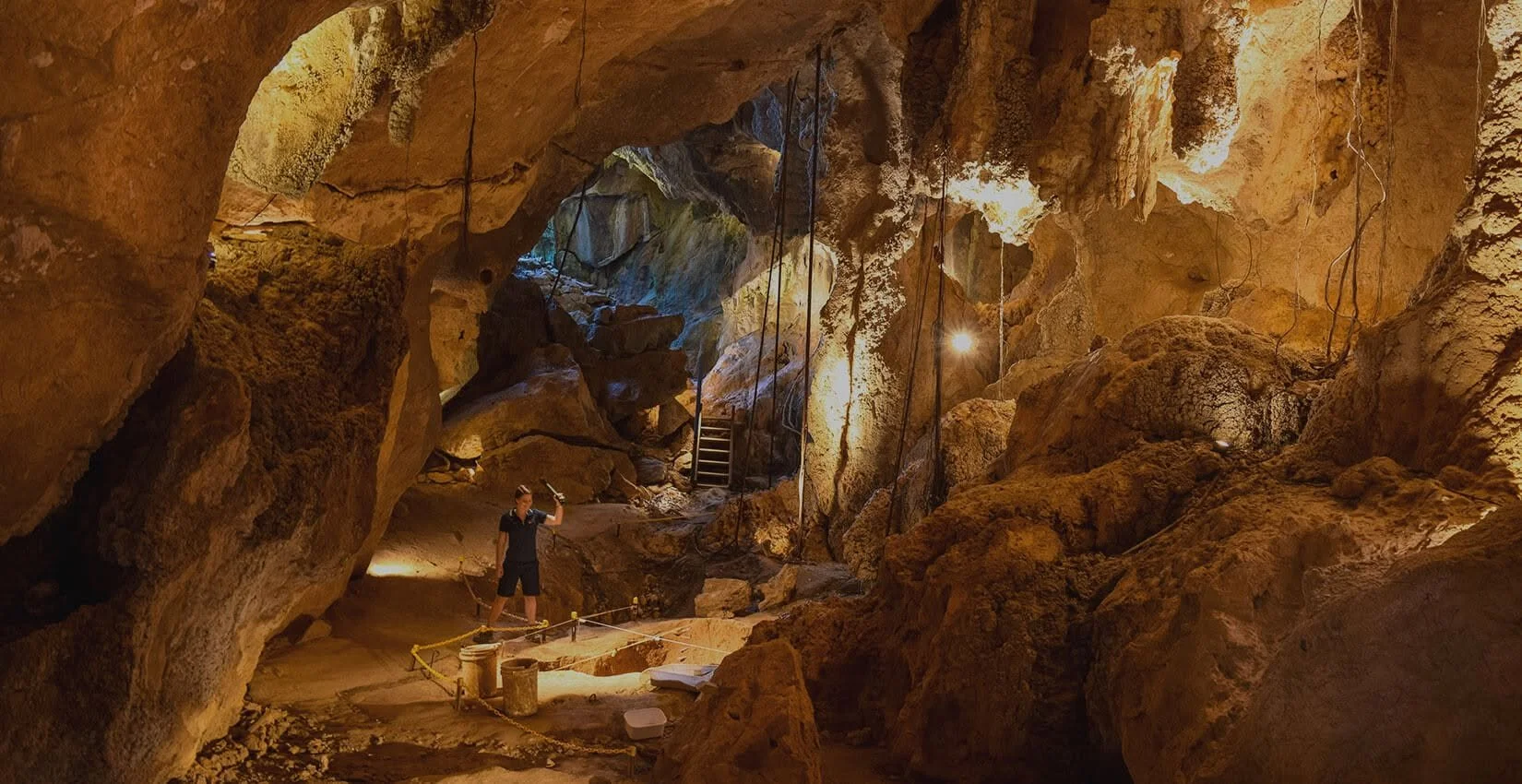 Capricorn Caves