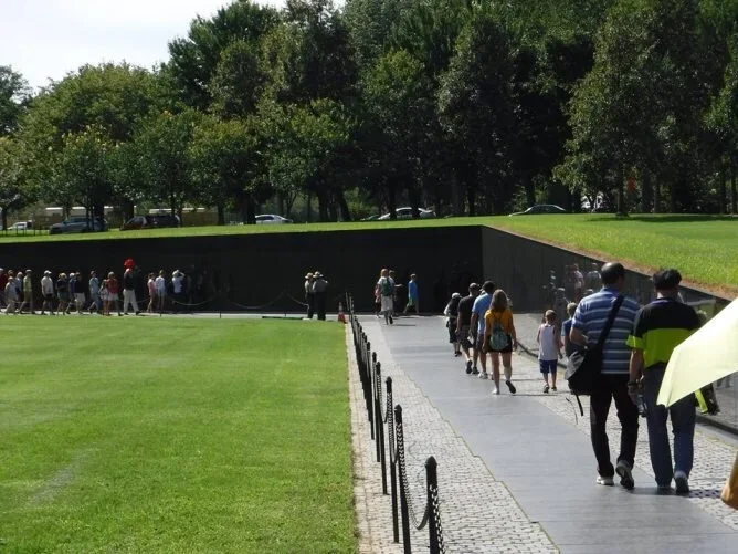 vietnam wall.webp