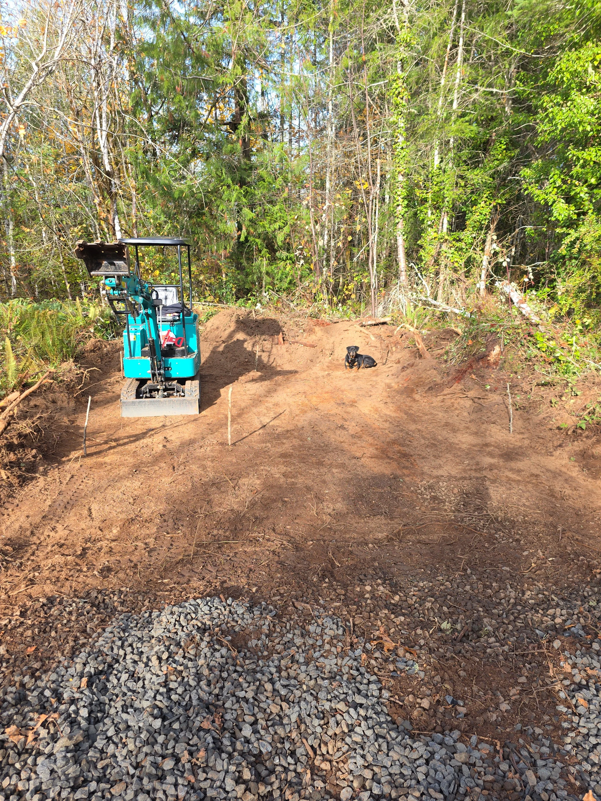 AGT H15R Mini Excavator