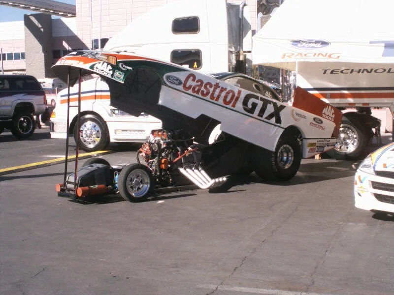 Force funny car1.jpg