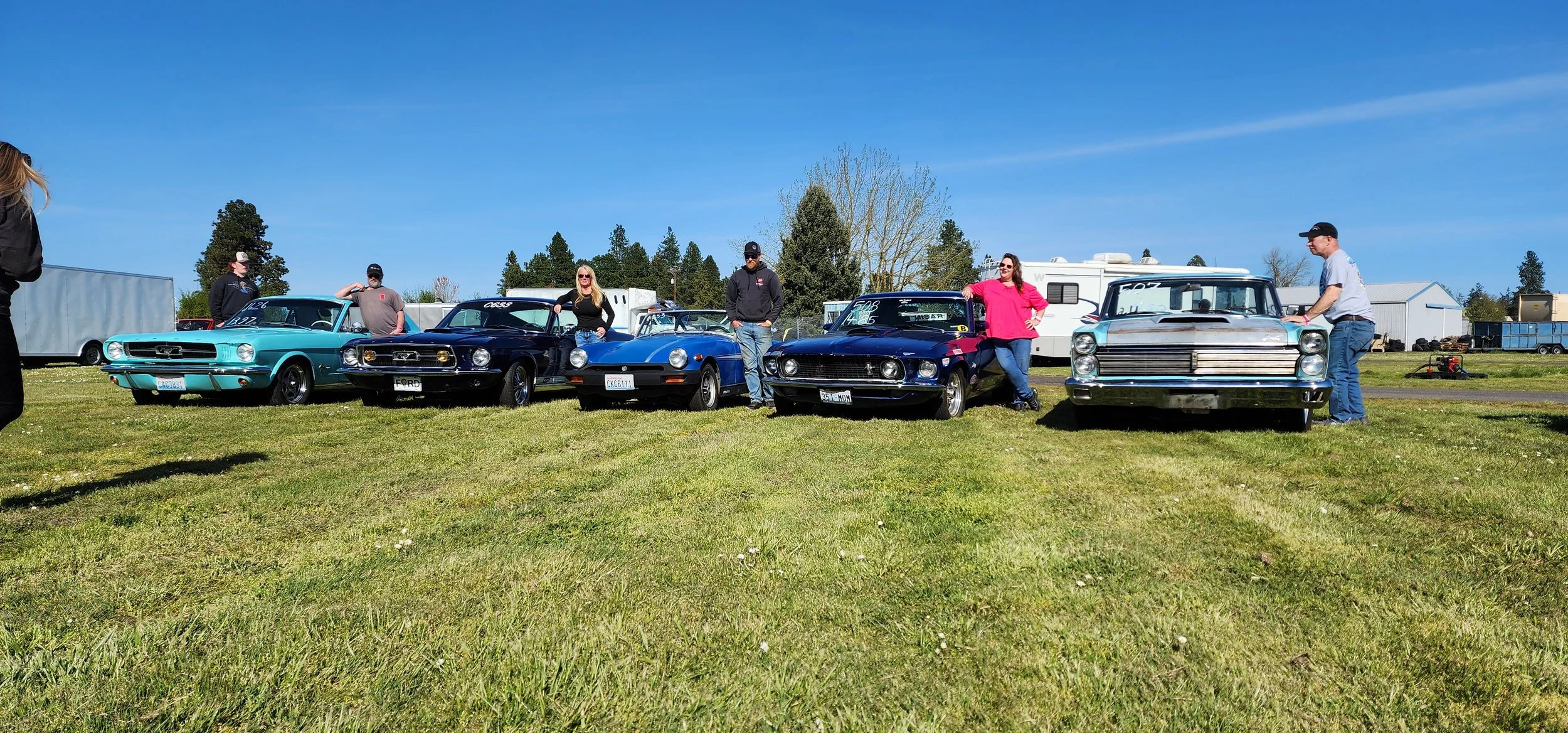 Biscay Racin' Team line-up Woodburn Dragstrip 2025