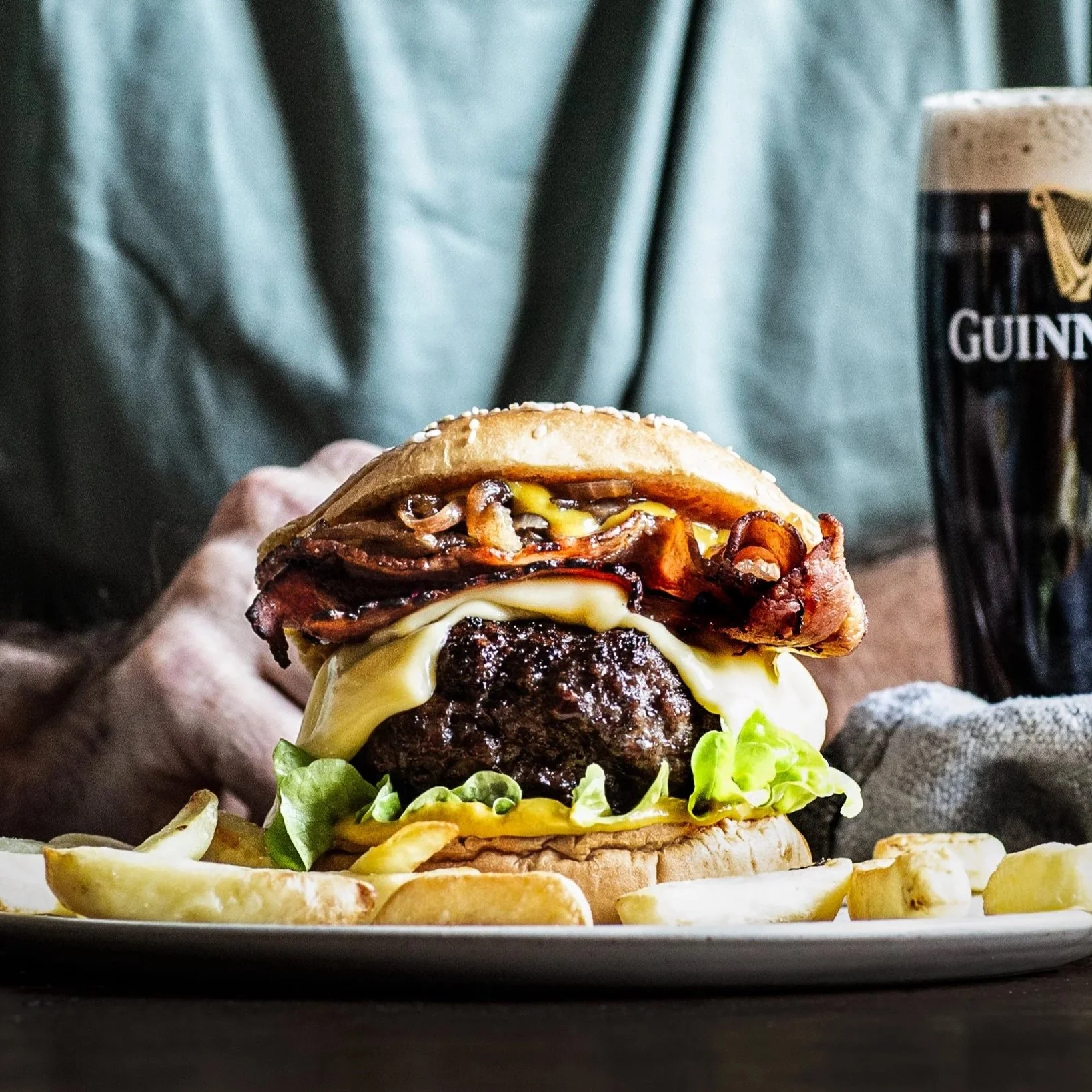 8OZ - PUB BURGER PERFECTION