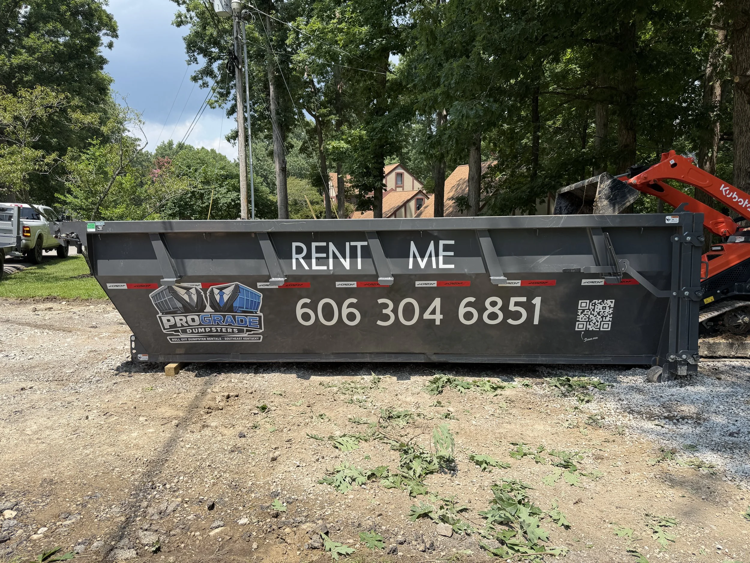 15 Yard Dumpster Contractor Demolition Material