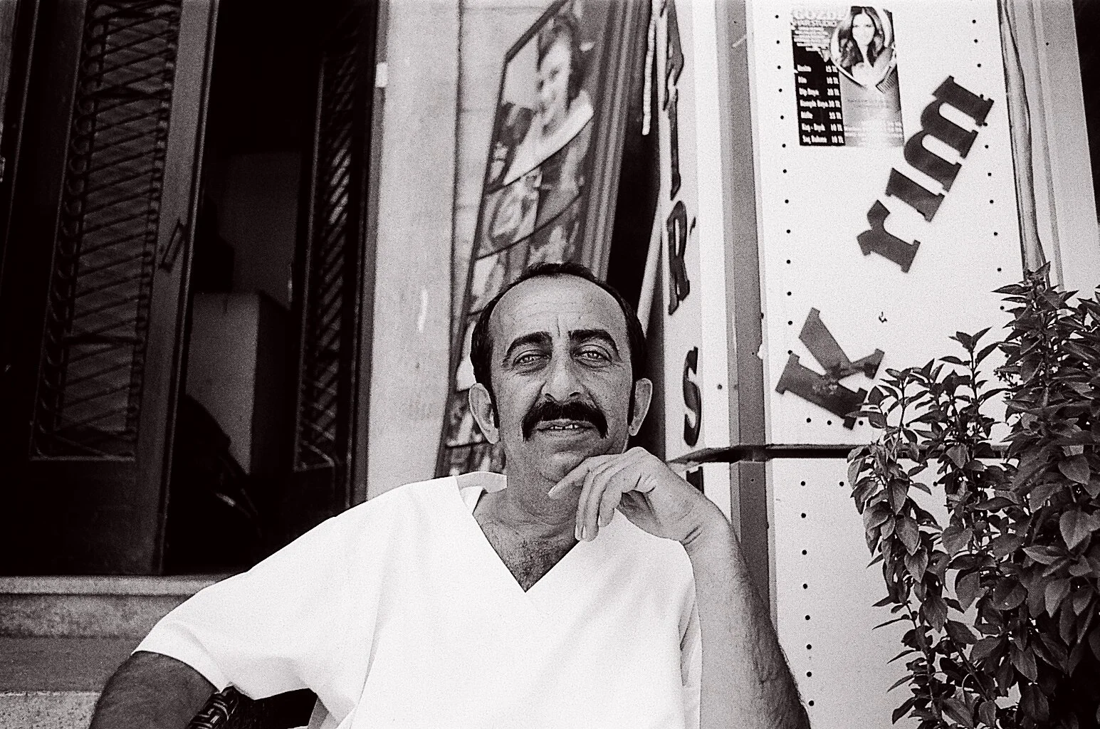 Cyprus island - The barber gaze