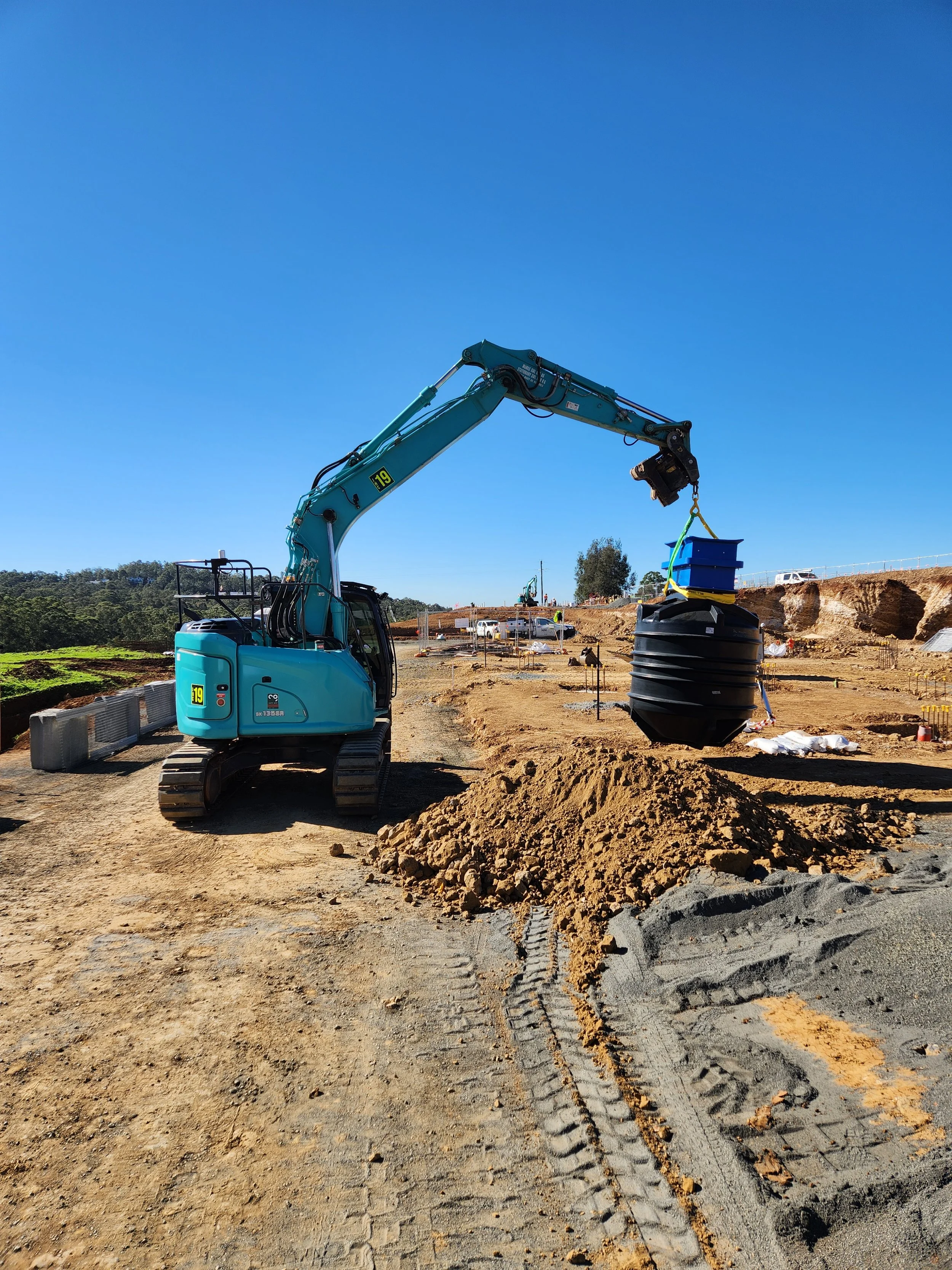 JH Civil digger for hire