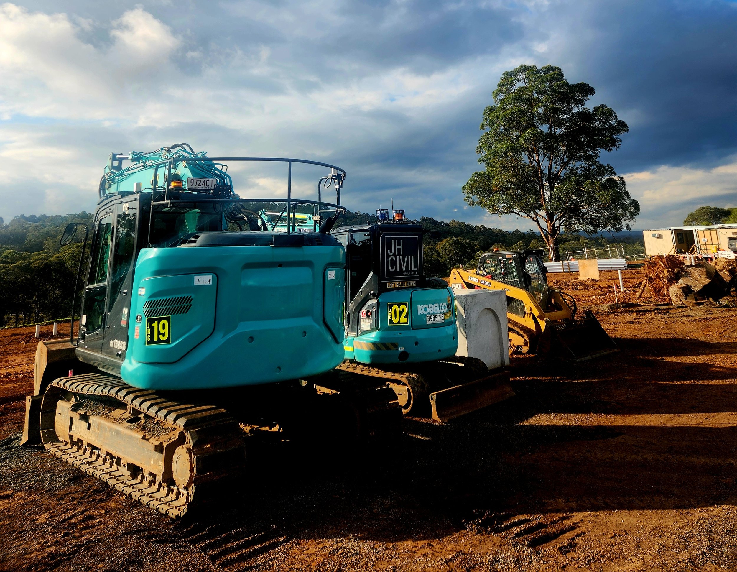 JH Civil Group machinery