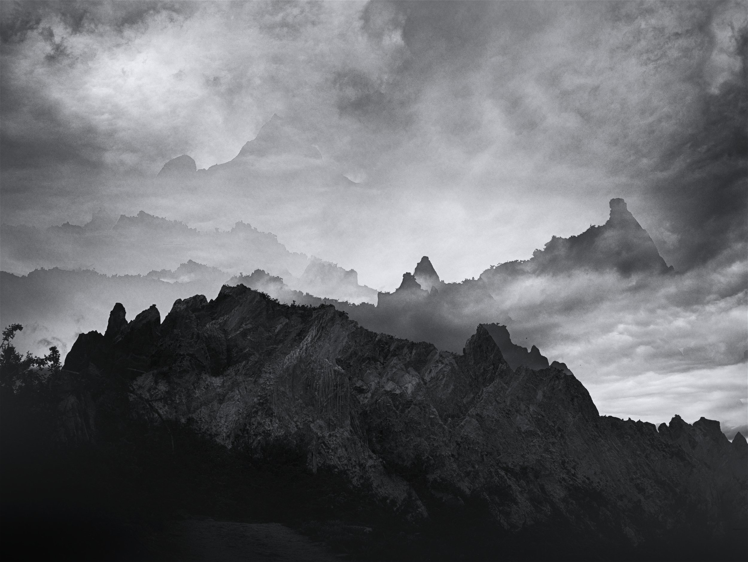 Echoes of Mordor - Noelle Bennett